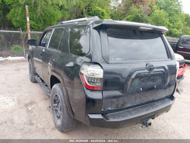 Photo 2 VIN: JTEEU5JR8M5248800 - TOYOTA 4RUNNER 