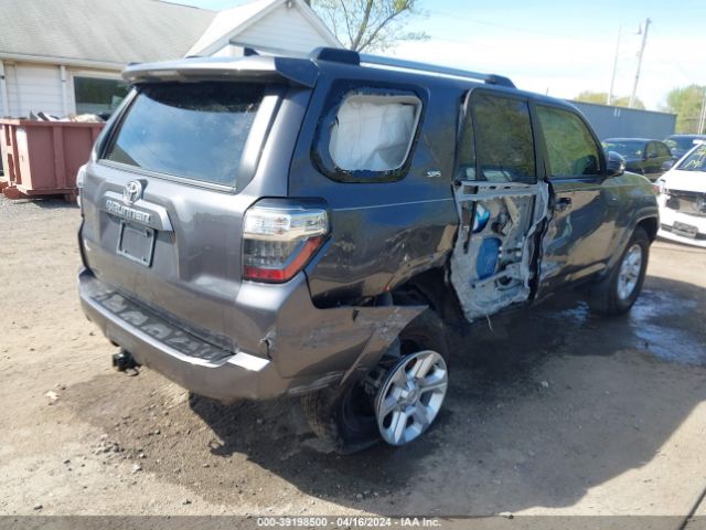 Photo 3 VIN: JTEEU5JR8N5277232 - TOYOTA 4RUNNER 