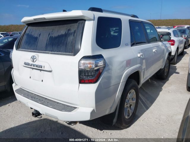 Photo 3 VIN: JTEEU5JR8P5285463 - TOYOTA 4RUNNER 