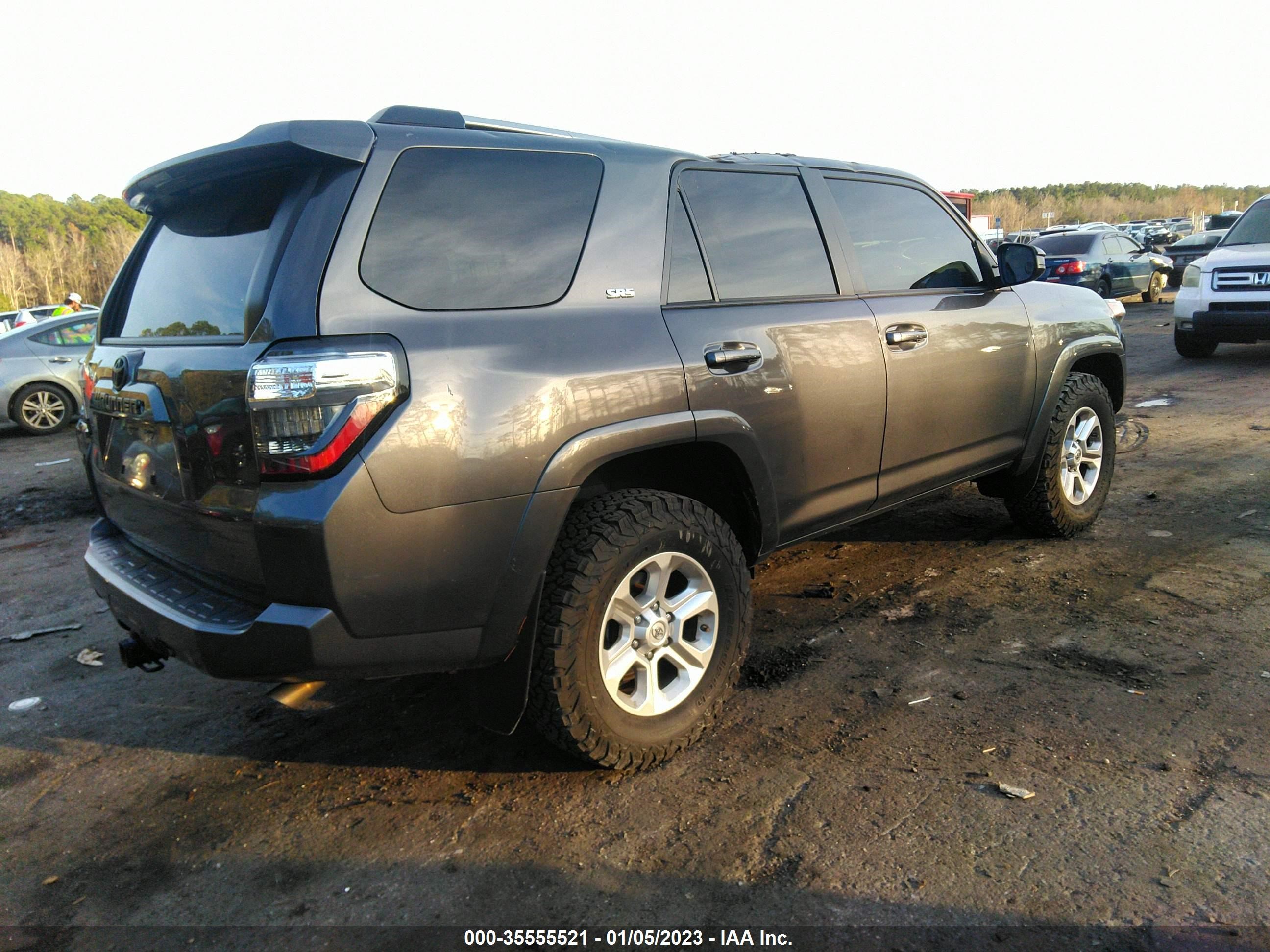 Photo 3 VIN: JTEEU5JR9M5236431 - TOYOTA 4RUNNER 