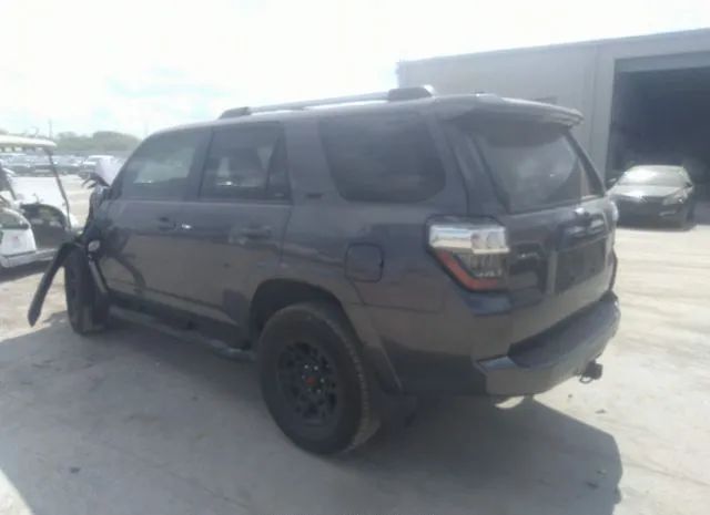 Photo 2 VIN: JTEEU5JR9M5249471 - TOYOTA 4RUNNER 