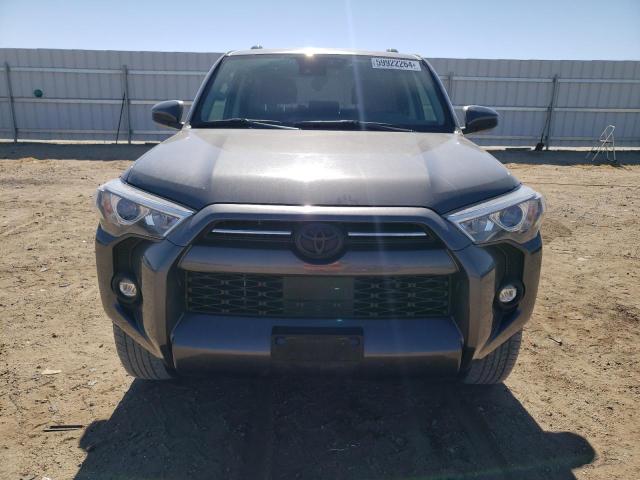 Photo 4 VIN: JTEEU5JRXP5280068 - TOYOTA 4RUNNER SR 