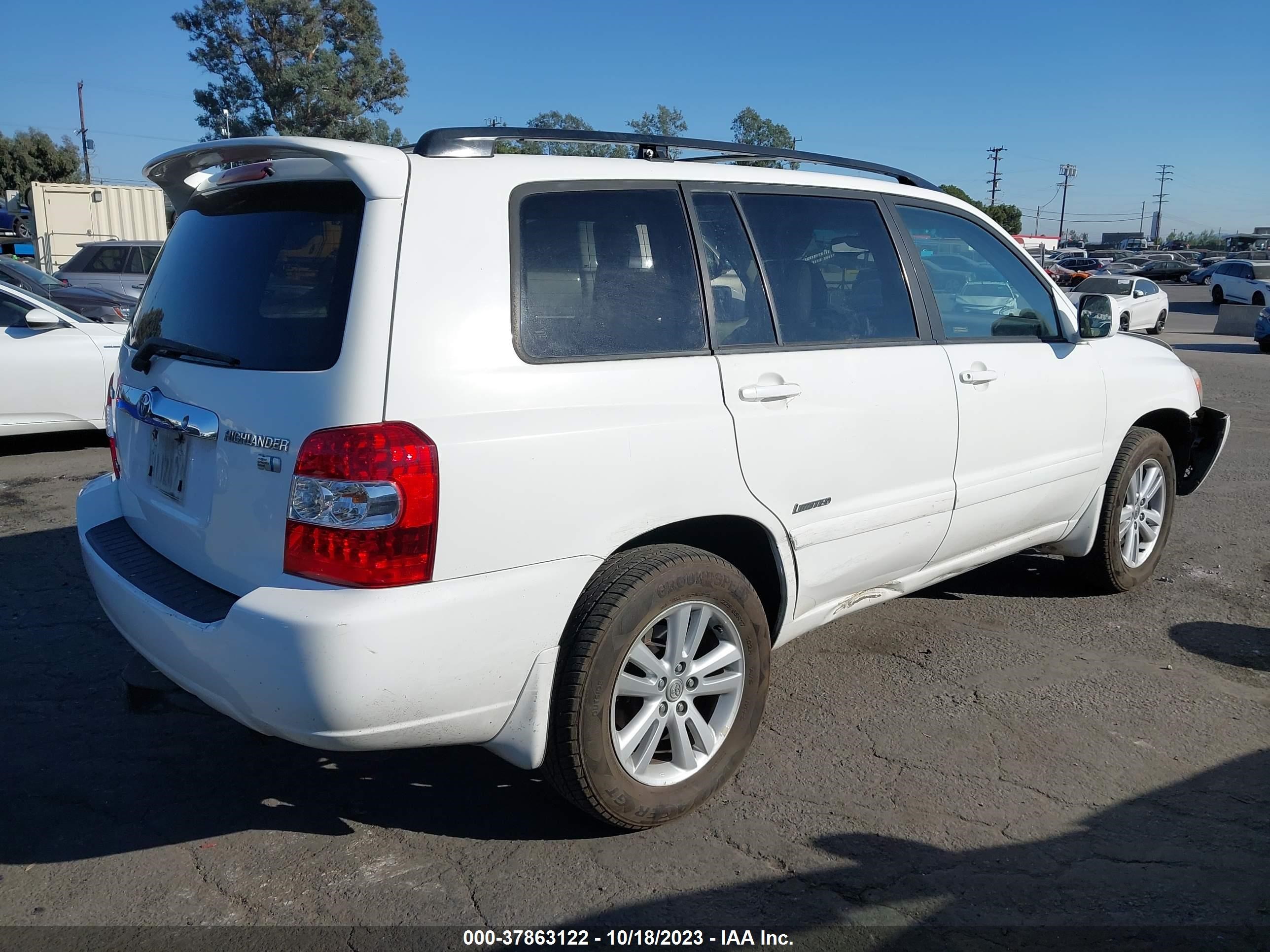 Photo 3 VIN: JTEEW21A260021184 - TOYOTA HIGHLANDER 