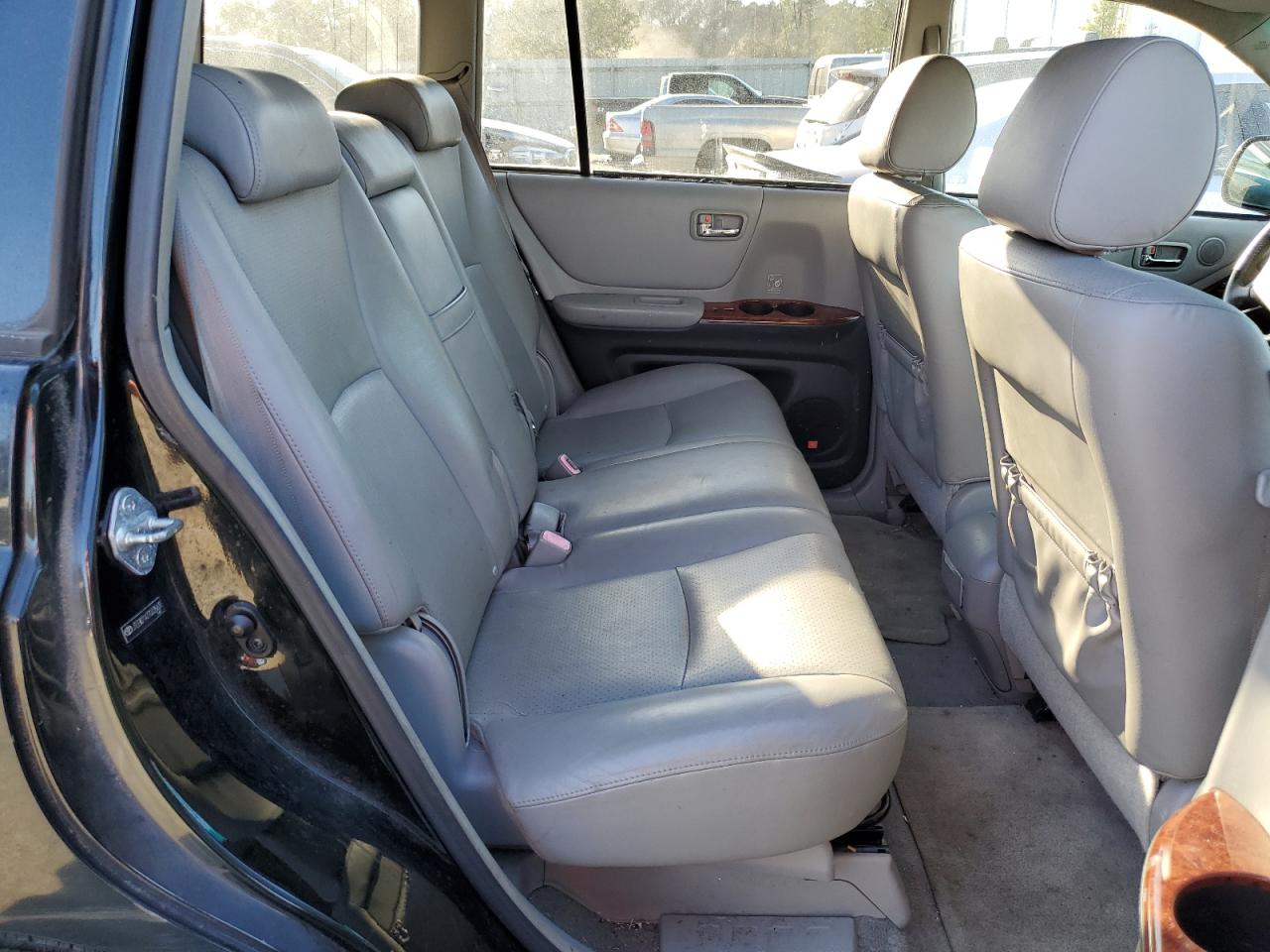 Photo 10 VIN: JTEEW21A370035631 - TOYOTA HIGHLANDER 