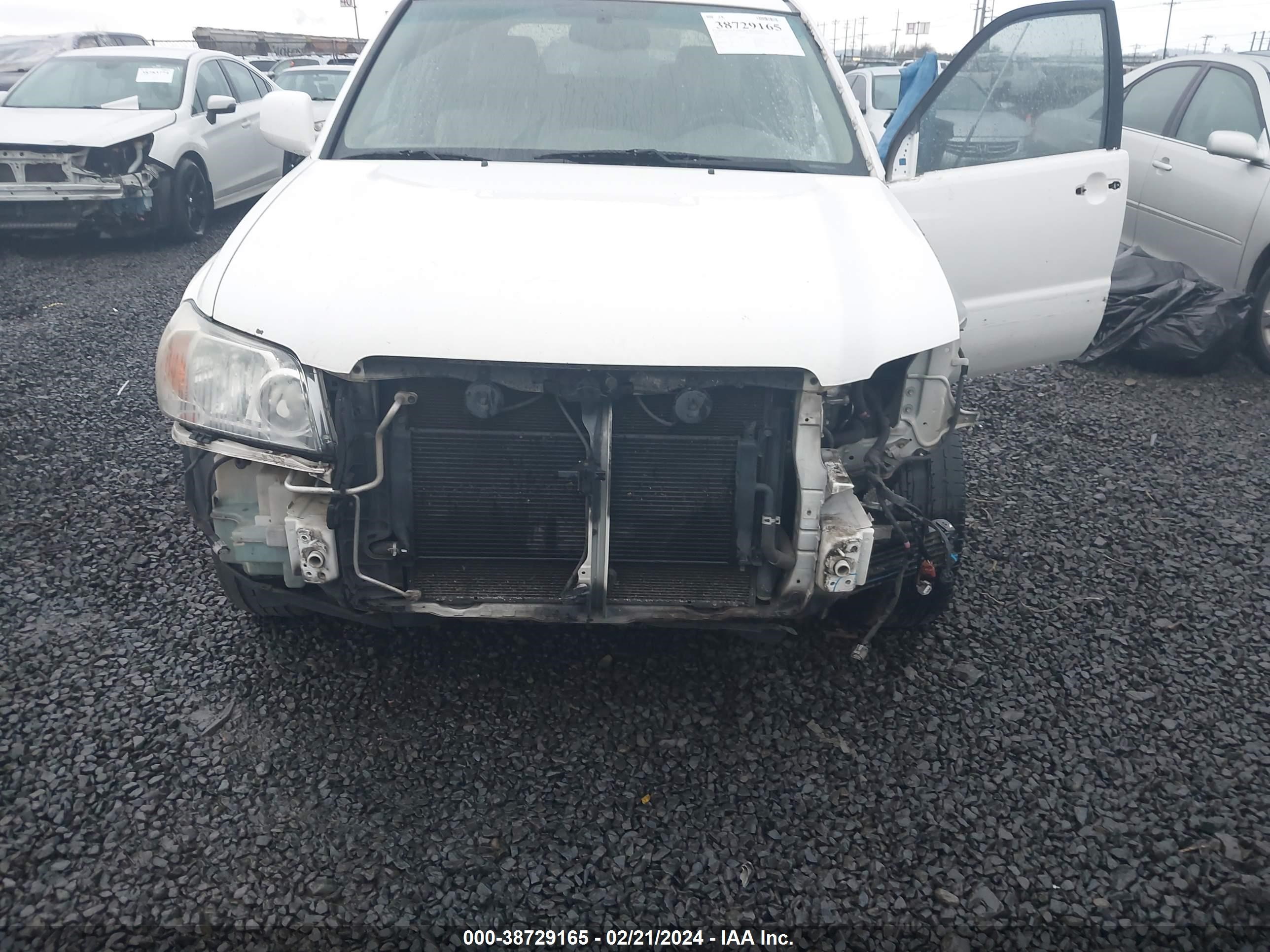 Photo 5 VIN: JTEEW21AX60022471 - TOYOTA HIGHLANDER 