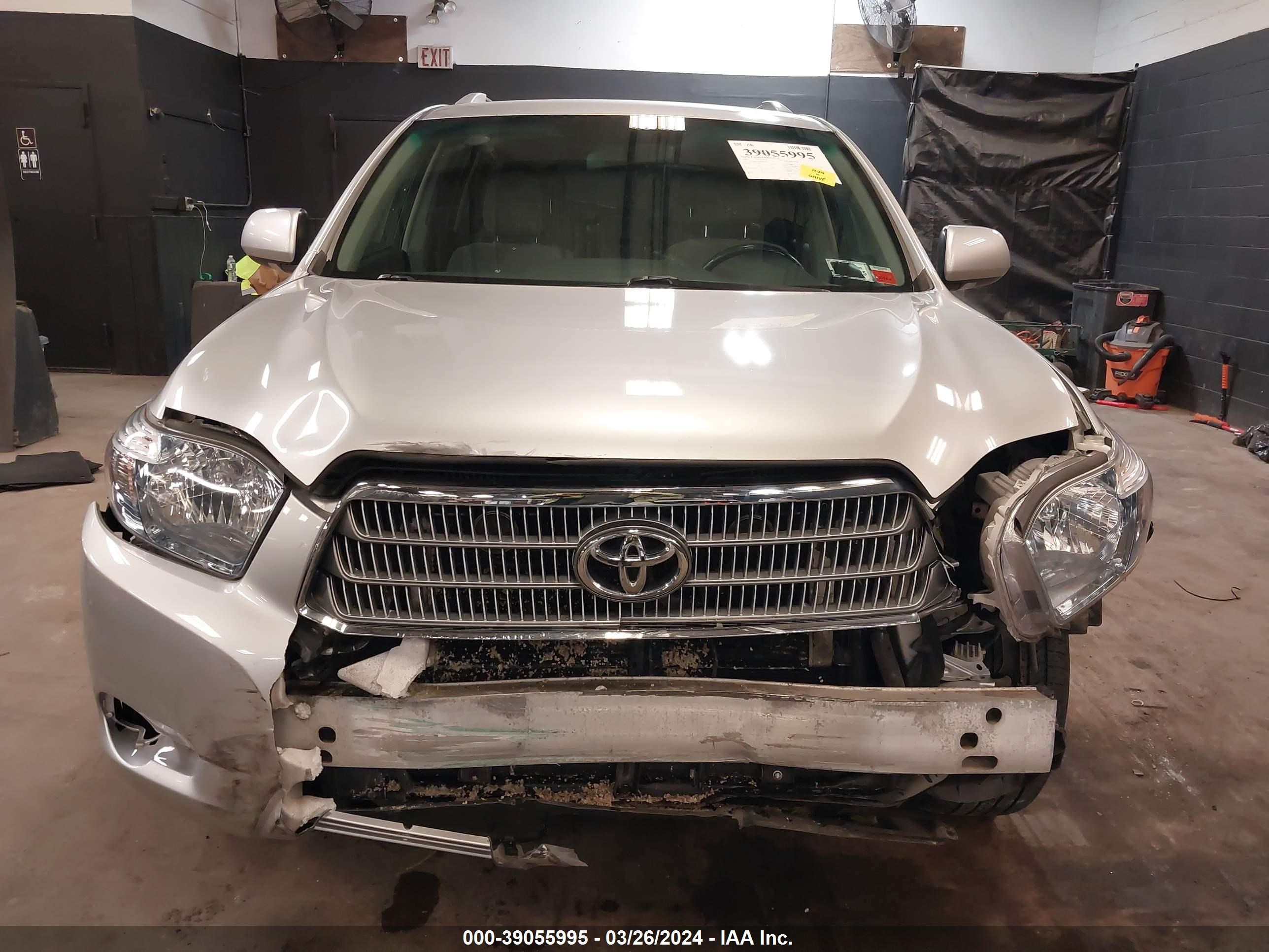 Photo 5 VIN: JTEEW41A892033439 - TOYOTA HIGHLANDER 