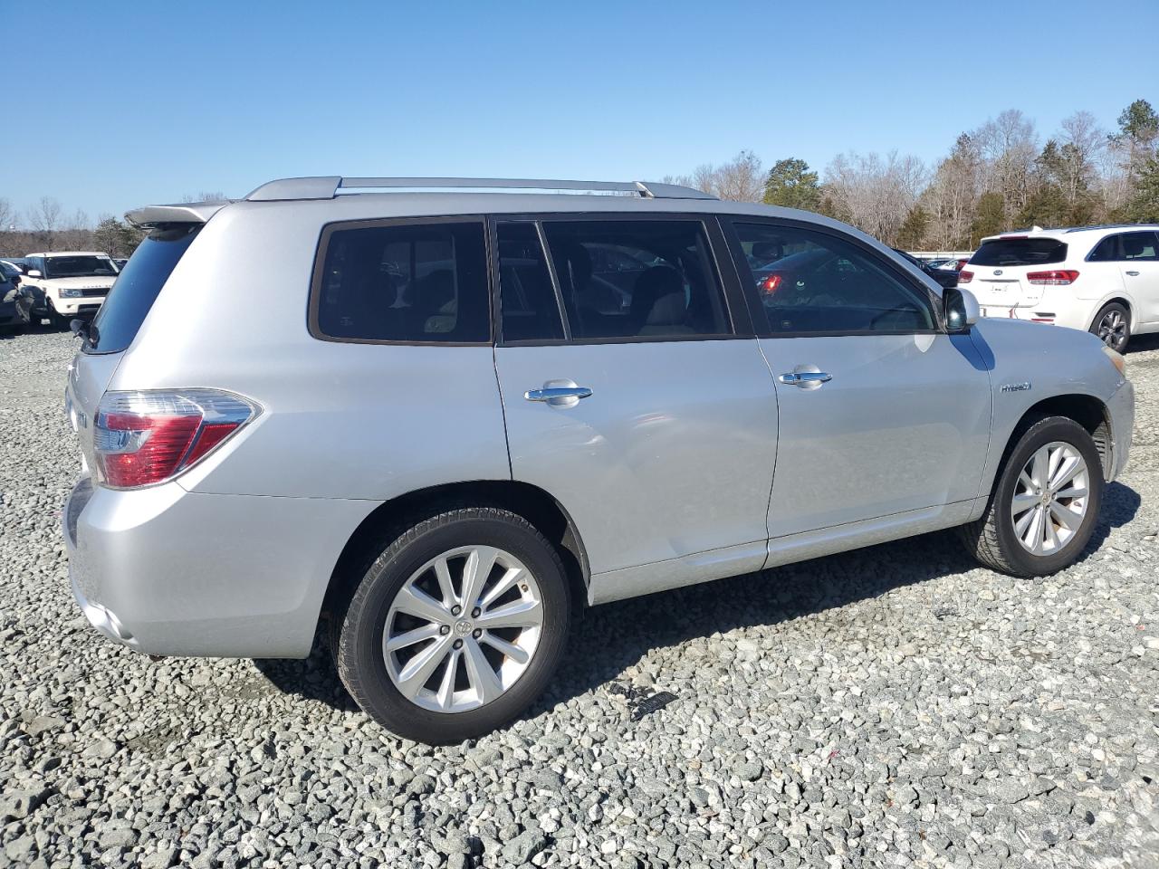 Photo 2 VIN: JTEEW44A282008322 - TOYOTA HIGHLANDER 