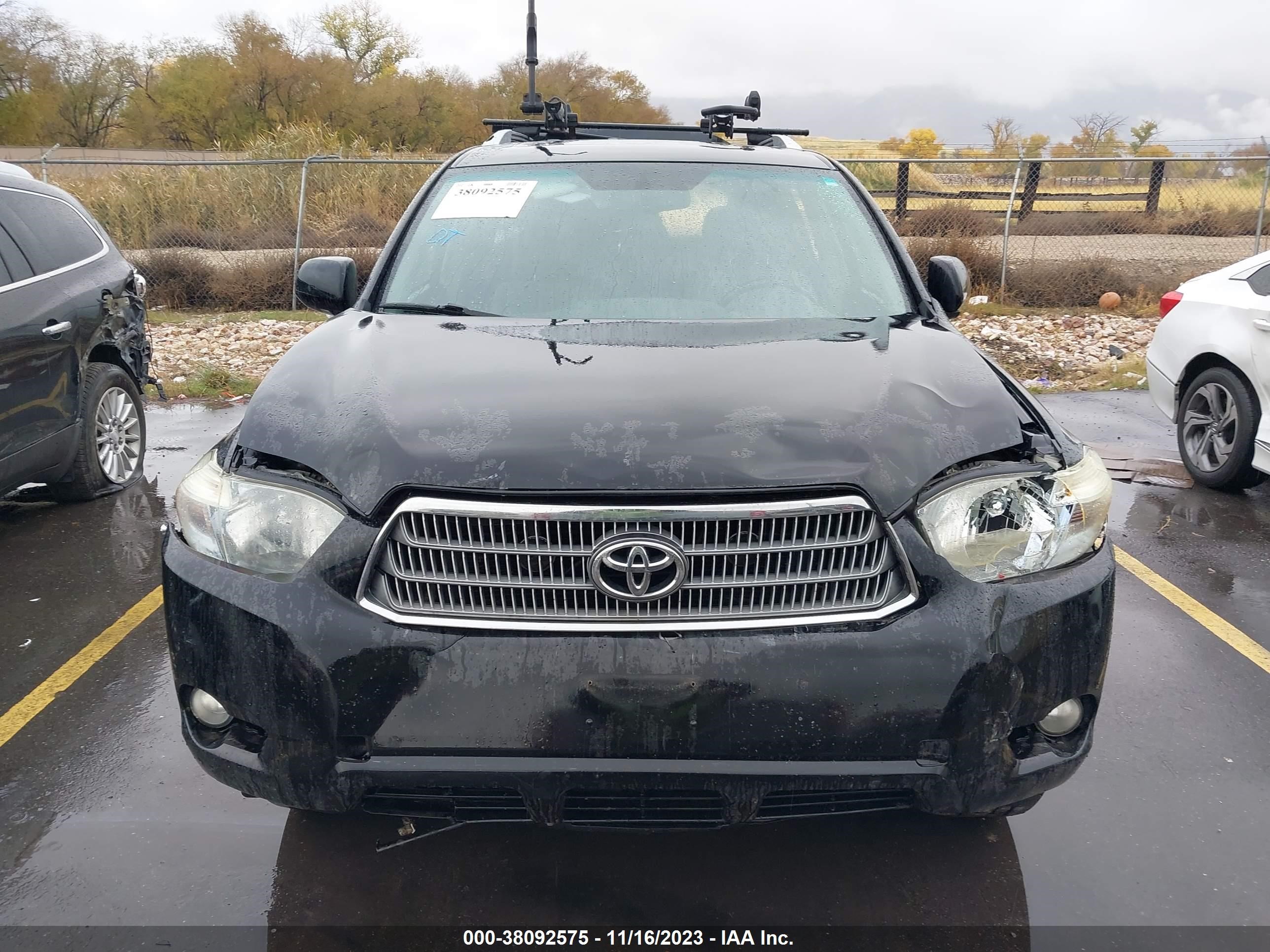 Photo 11 VIN: JTEEW44A382022875 - TOYOTA HIGHLANDER 