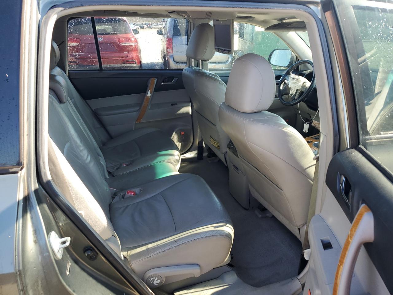 Photo 9 VIN: JTEEW44A482004112 - TOYOTA HIGHLANDER 