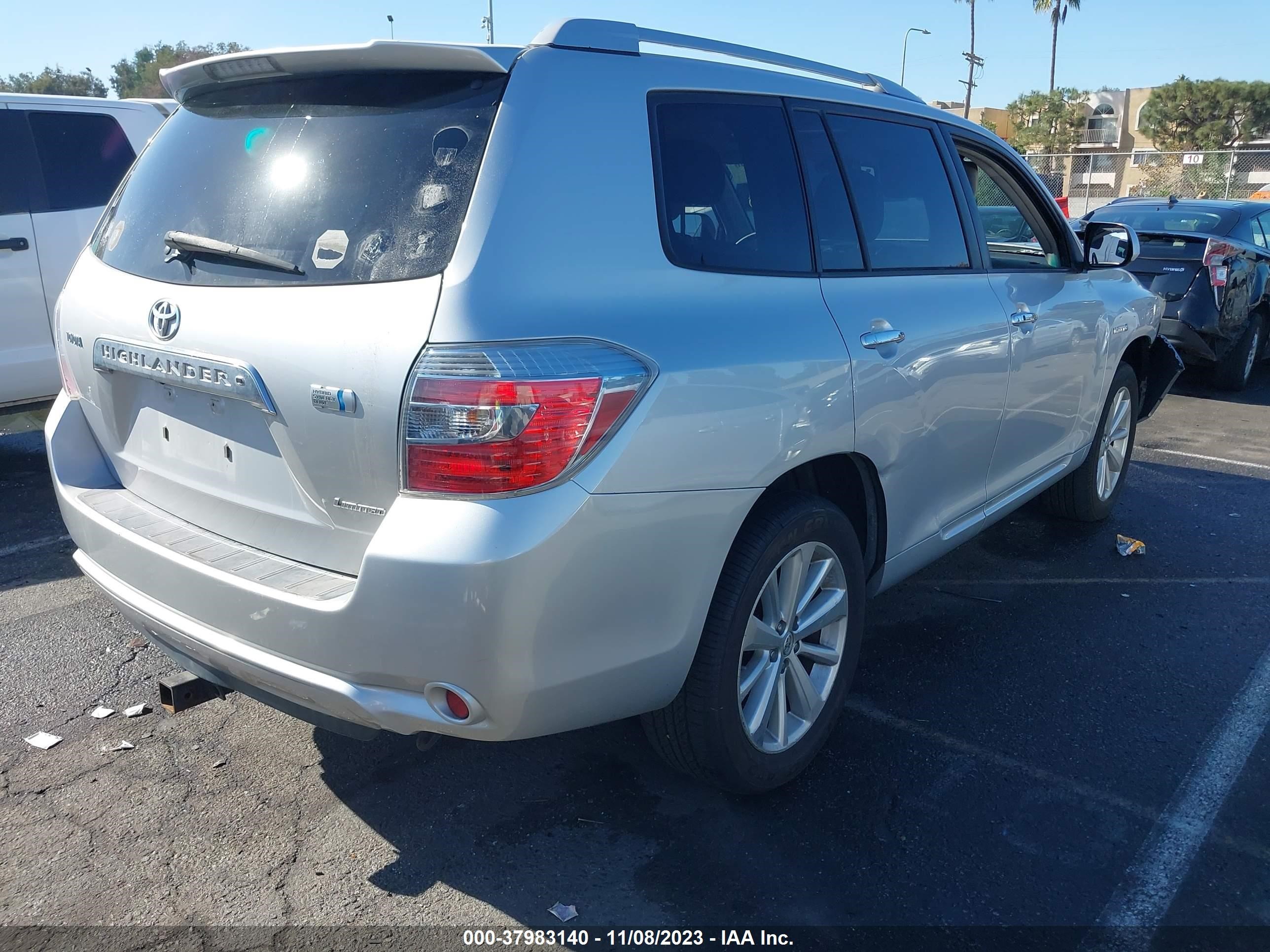 Photo 3 VIN: JTEEW44A982006633 - TOYOTA HIGHLANDER 