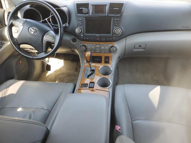 Photo 7 VIN: JTEEW44AX82025174 - TOYOTA HIGHLANDER 