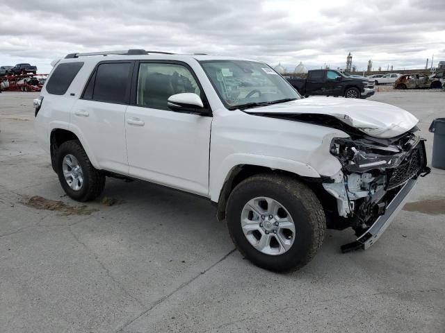 Photo 3 VIN: JTEFU5JR5P5284372 - TOYOTA 4RUNNER SR 