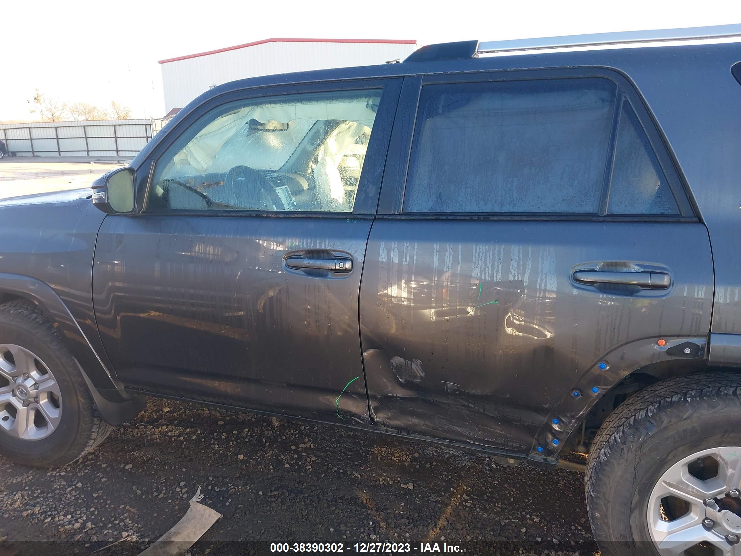 Photo 13 VIN: JTEFU5JR8P5285080 - TOYOTA 4RUNNER 