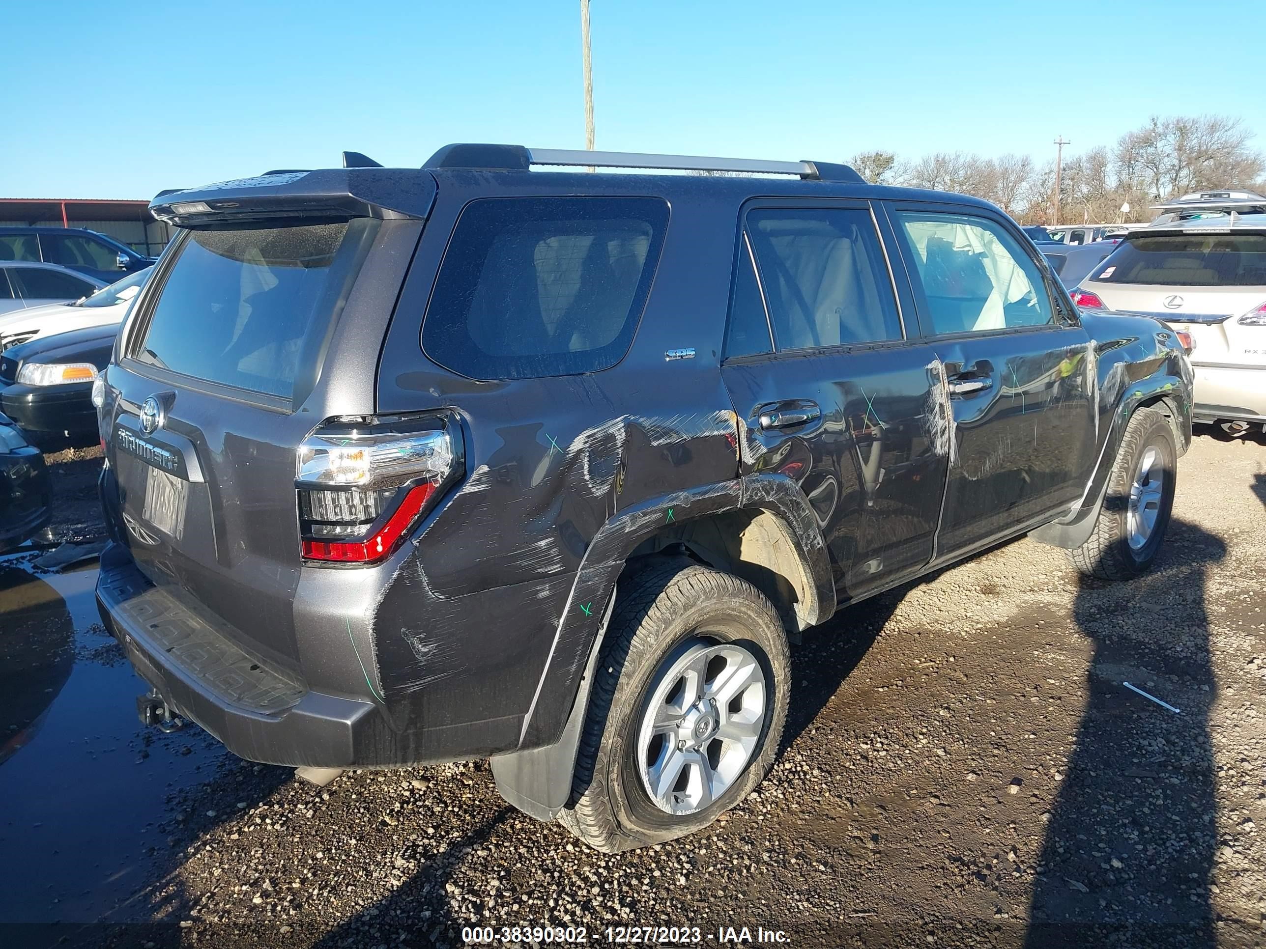 Photo 3 VIN: JTEFU5JR8P5285080 - TOYOTA 4RUNNER 