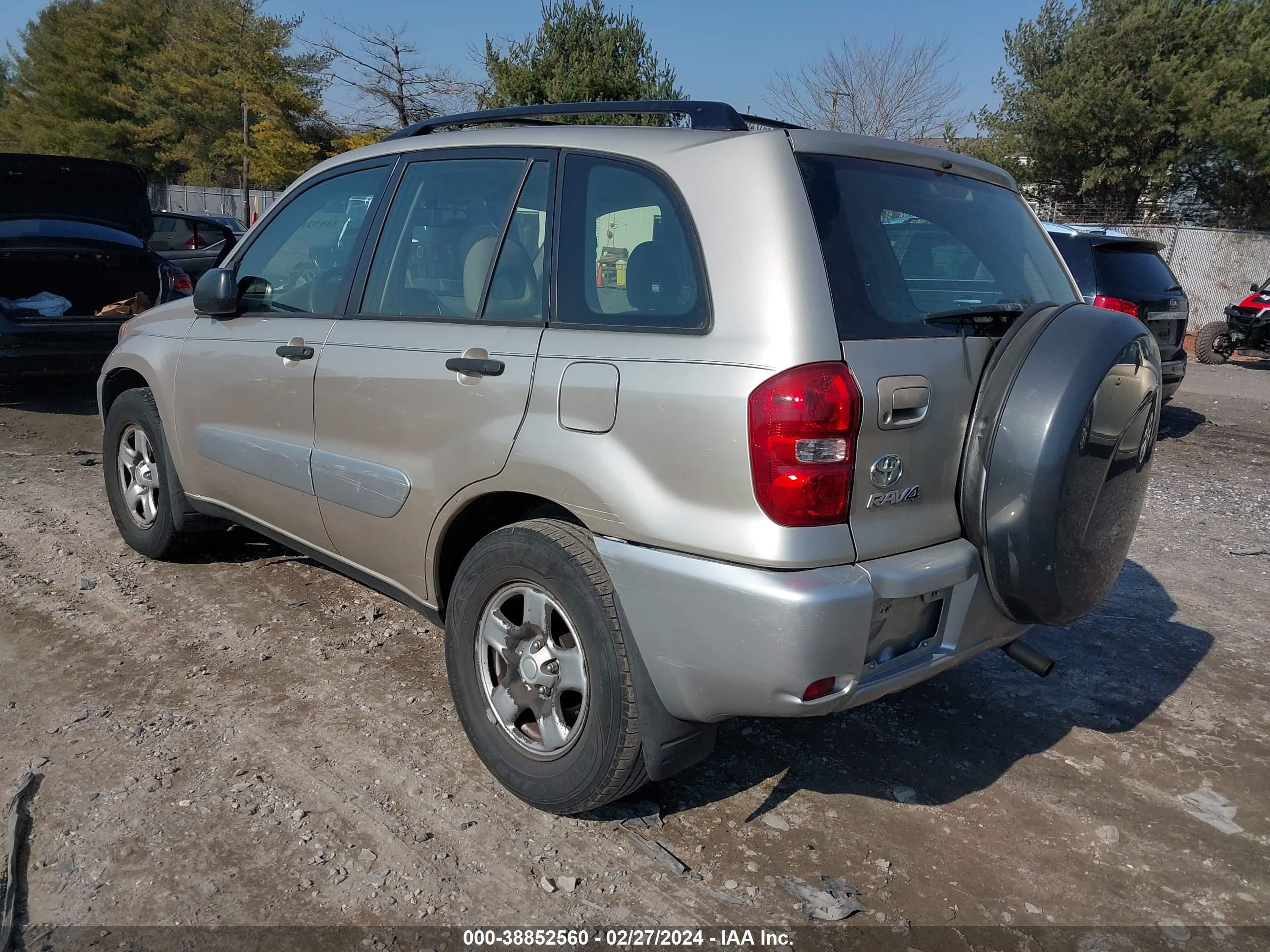 Photo 2 VIN: JTEGD20V450081419 - TOYOTA RAV 4 