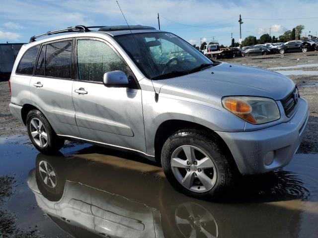 Photo 3 VIN: JTEGD20V640029983 - TOYOTA RAV4 