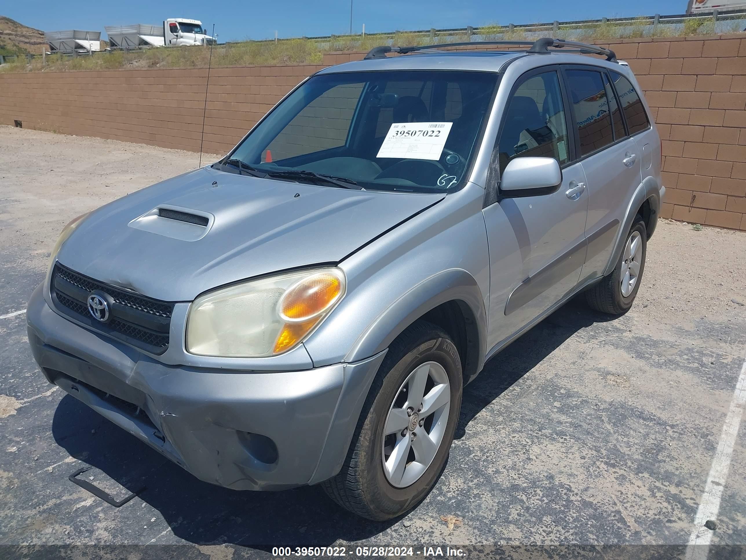 Photo 1 VIN: JTEGD20V840035736 - TOYOTA RAV 4 