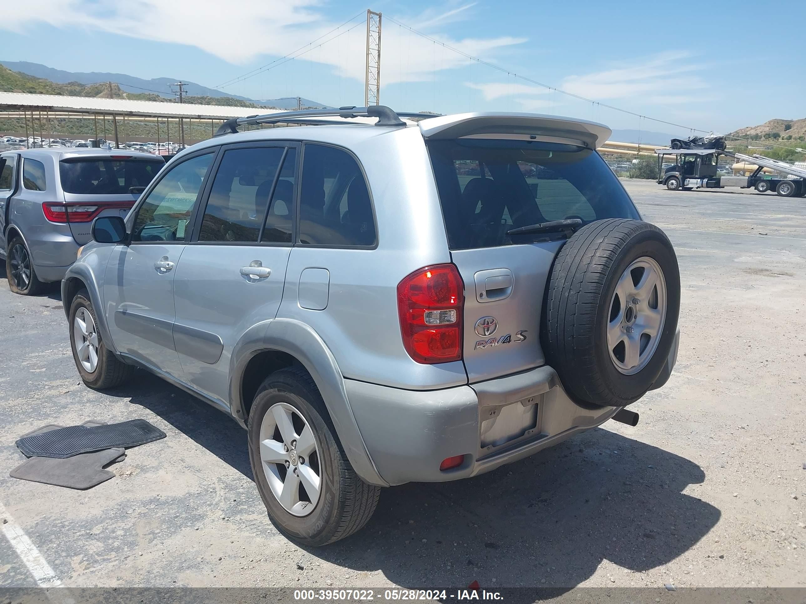 Photo 2 VIN: JTEGD20V840035736 - TOYOTA RAV 4 