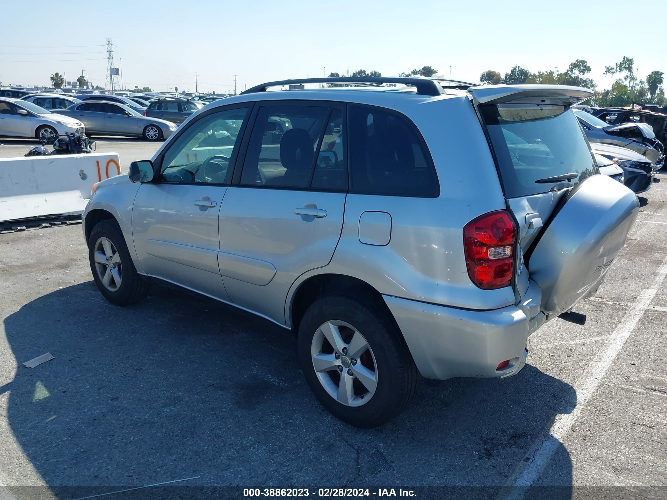 Photo 2 VIN: JTEGD20V850084338 - TOYOTA RAV 4 