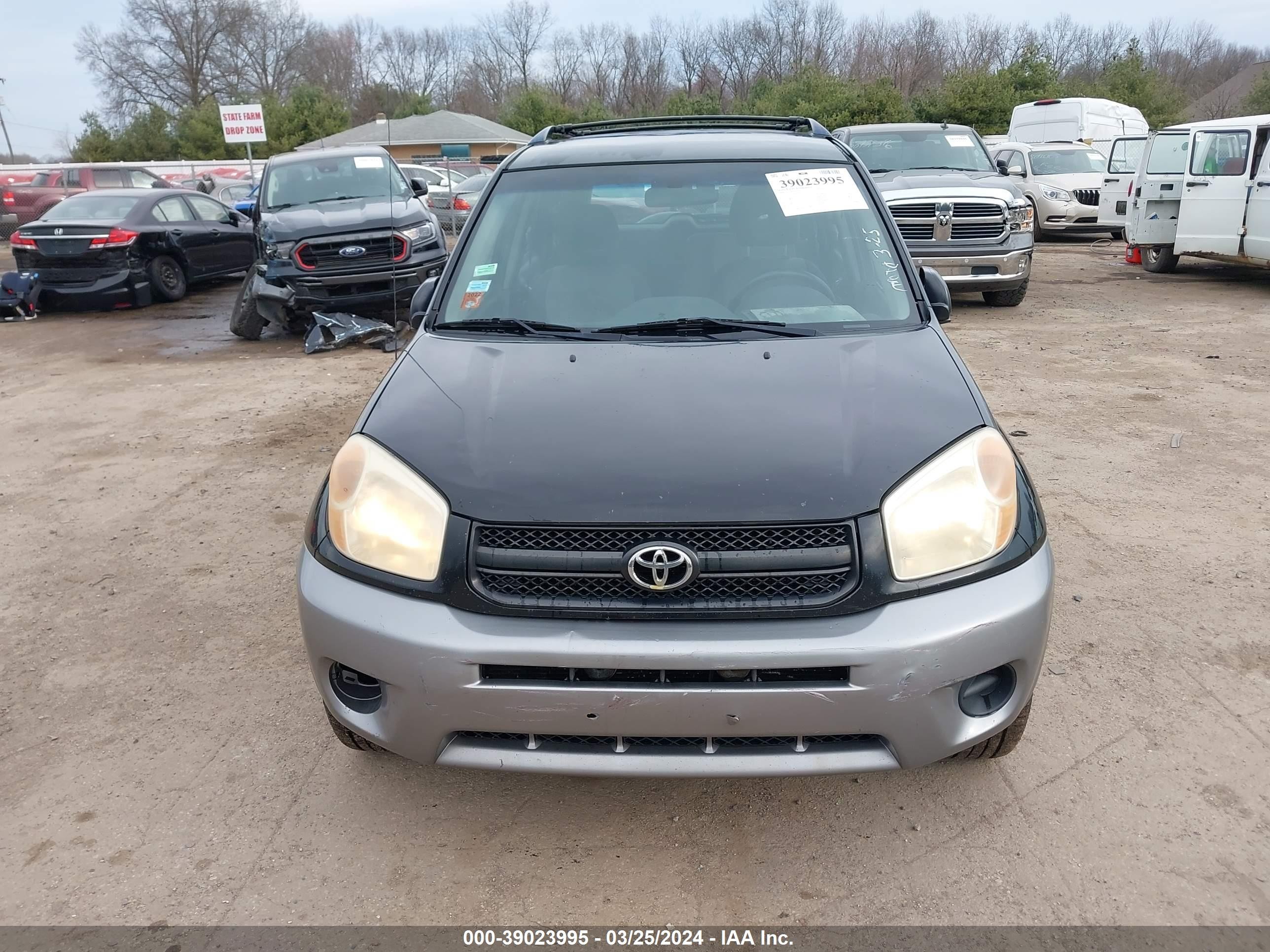 Photo 11 VIN: JTEGD20V940037608 - TOYOTA RAV 4 