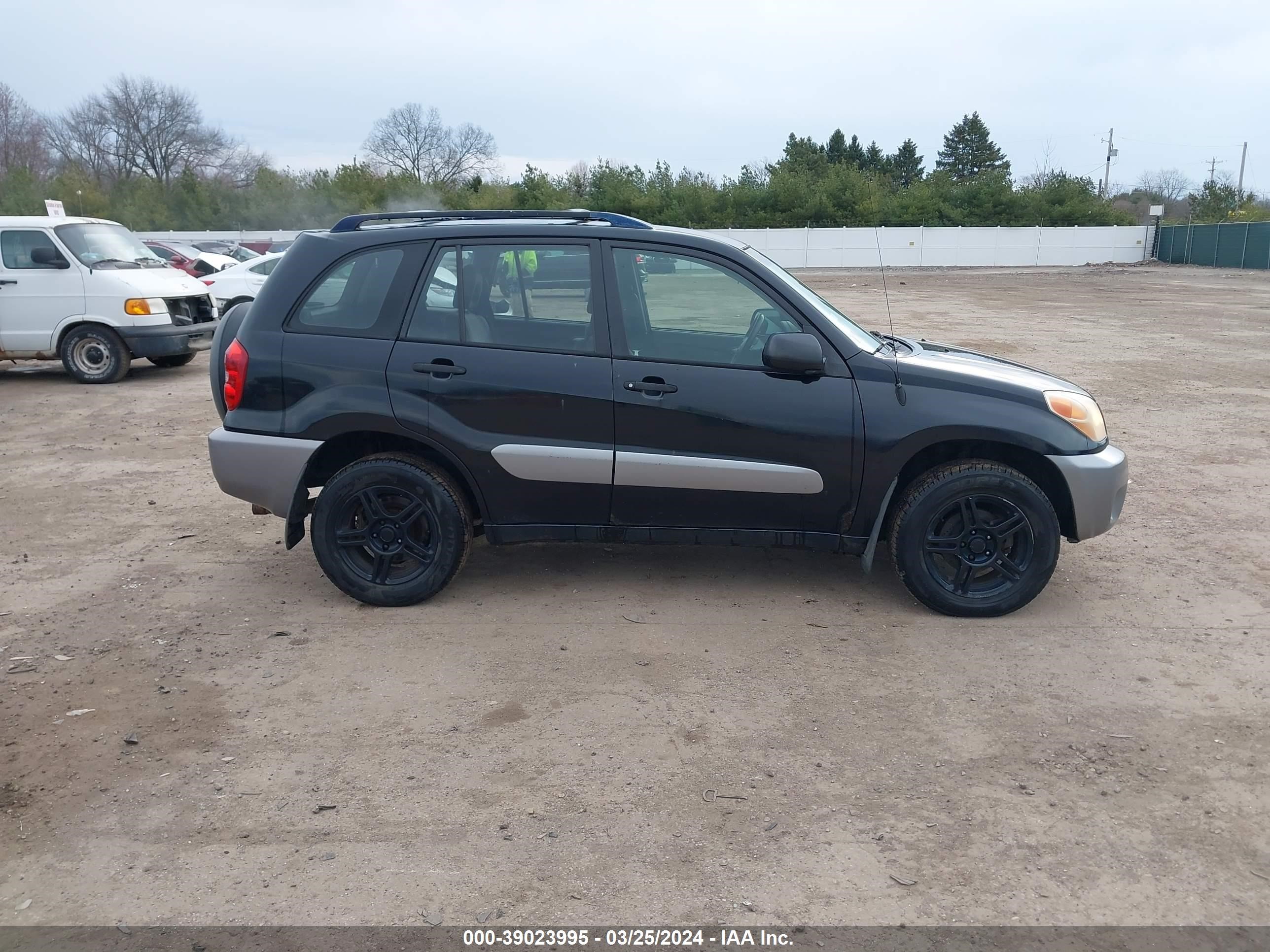 Photo 12 VIN: JTEGD20V940037608 - TOYOTA RAV 4 