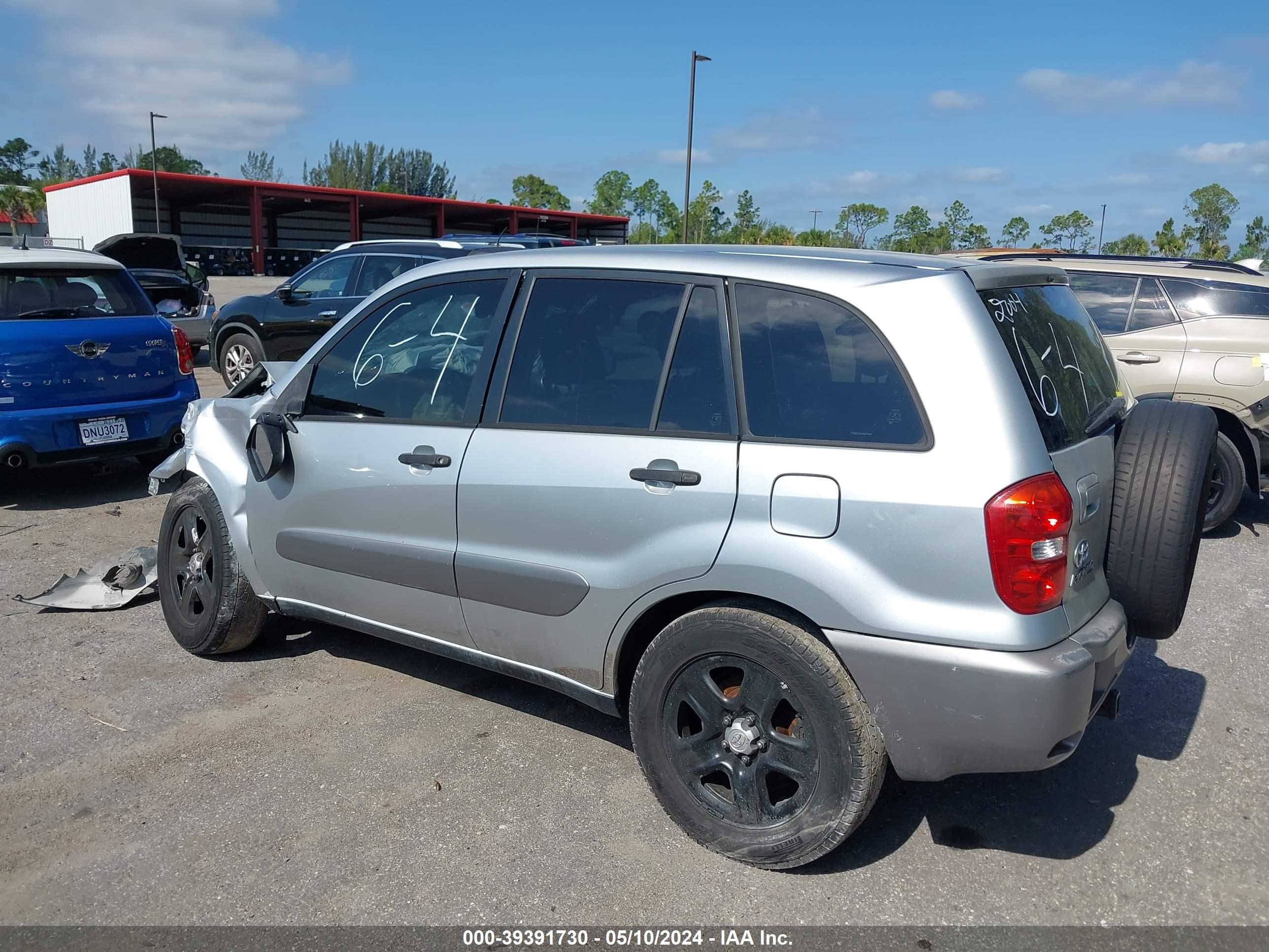 Photo 2 VIN: JTEGD20VX40020560 - TOYOTA RAV4 