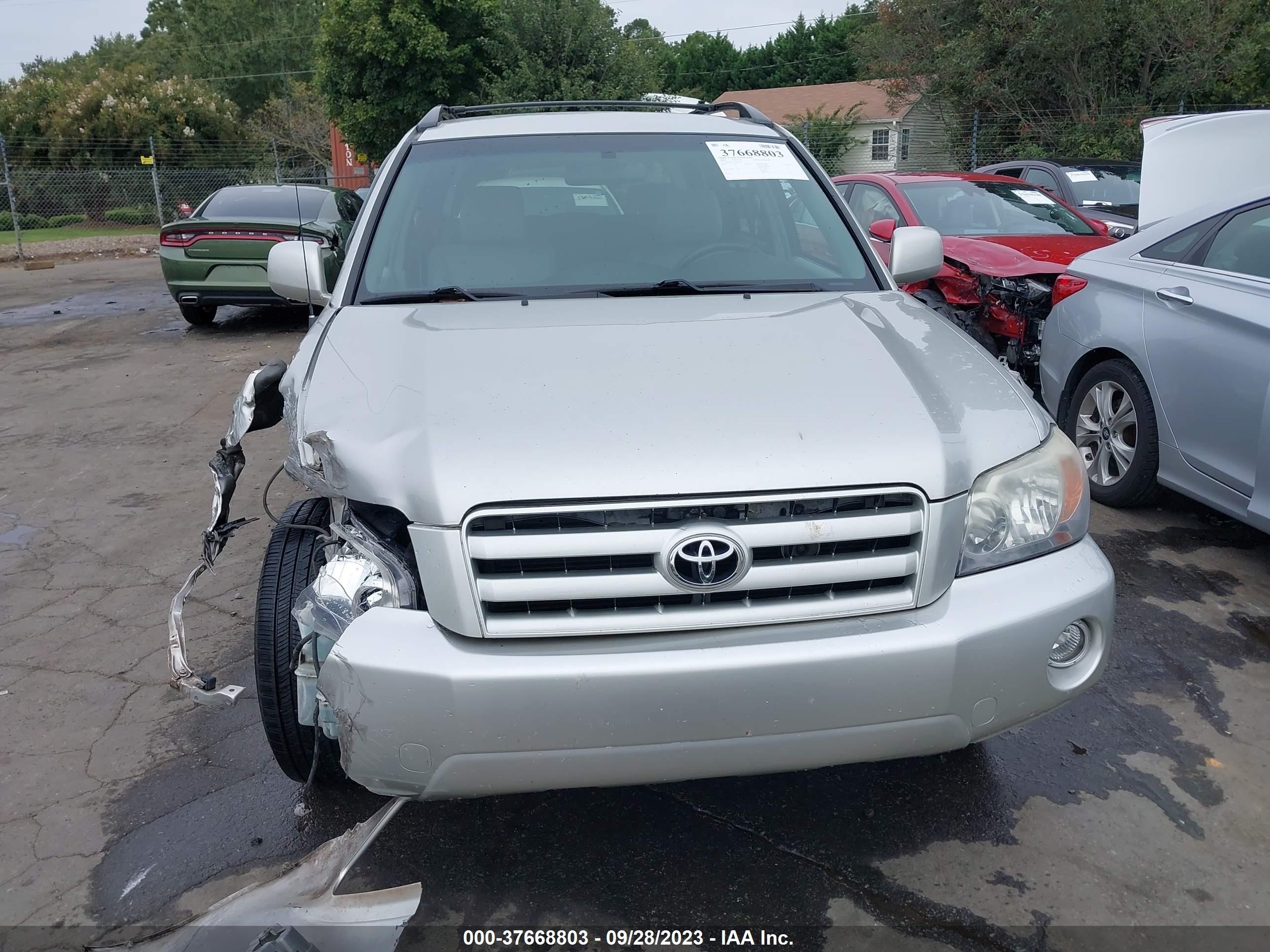 Photo 11 VIN: JTEGD21A060147672 - TOYOTA HIGHLANDER 