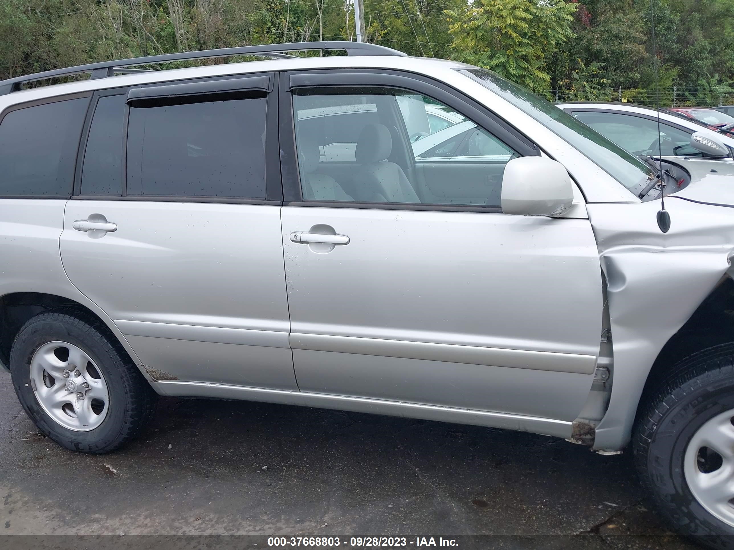 Photo 12 VIN: JTEGD21A060147672 - TOYOTA HIGHLANDER 