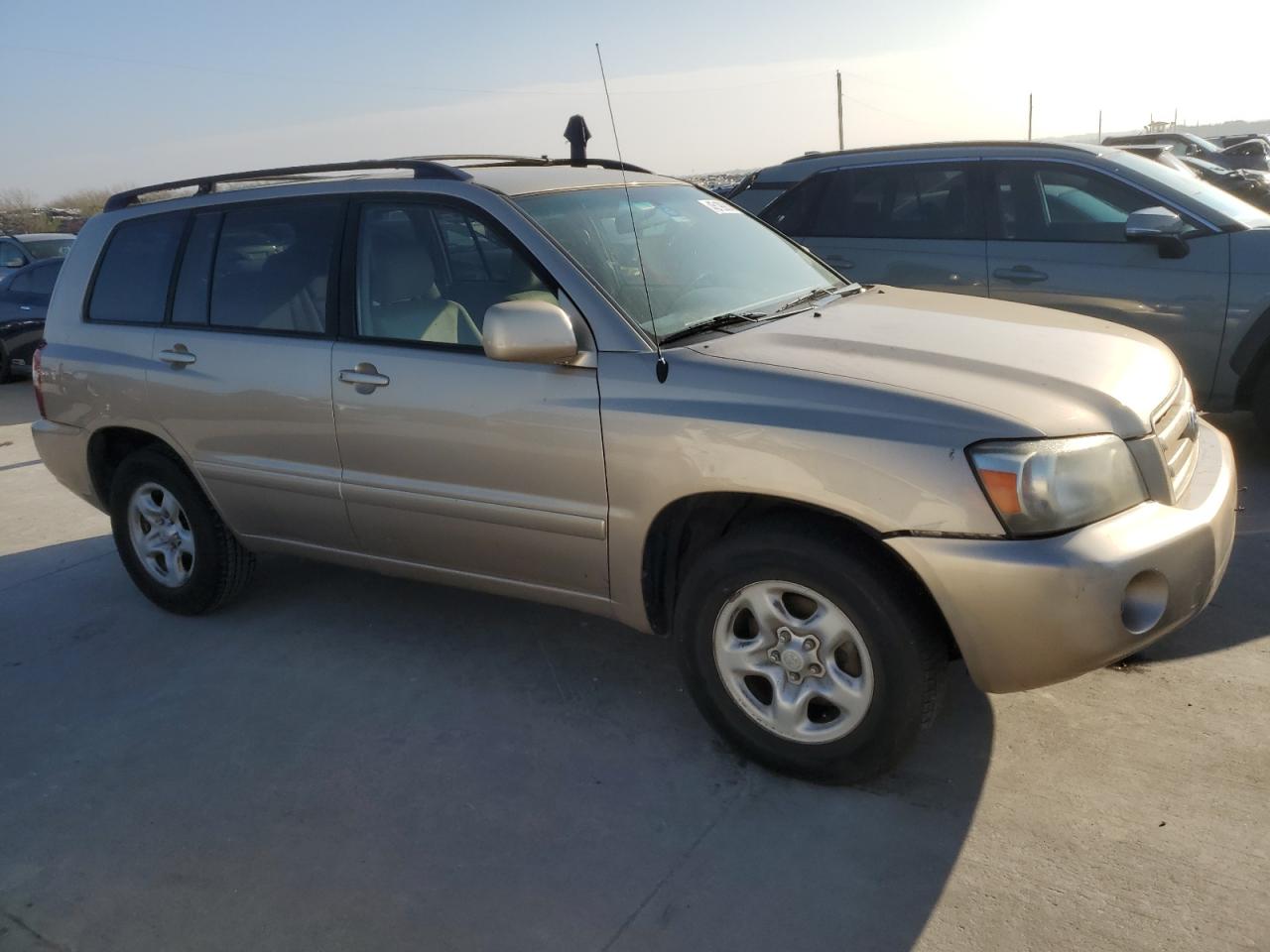 Photo 3 VIN: JTEGD21A440092429 - TOYOTA HIGHLANDER 