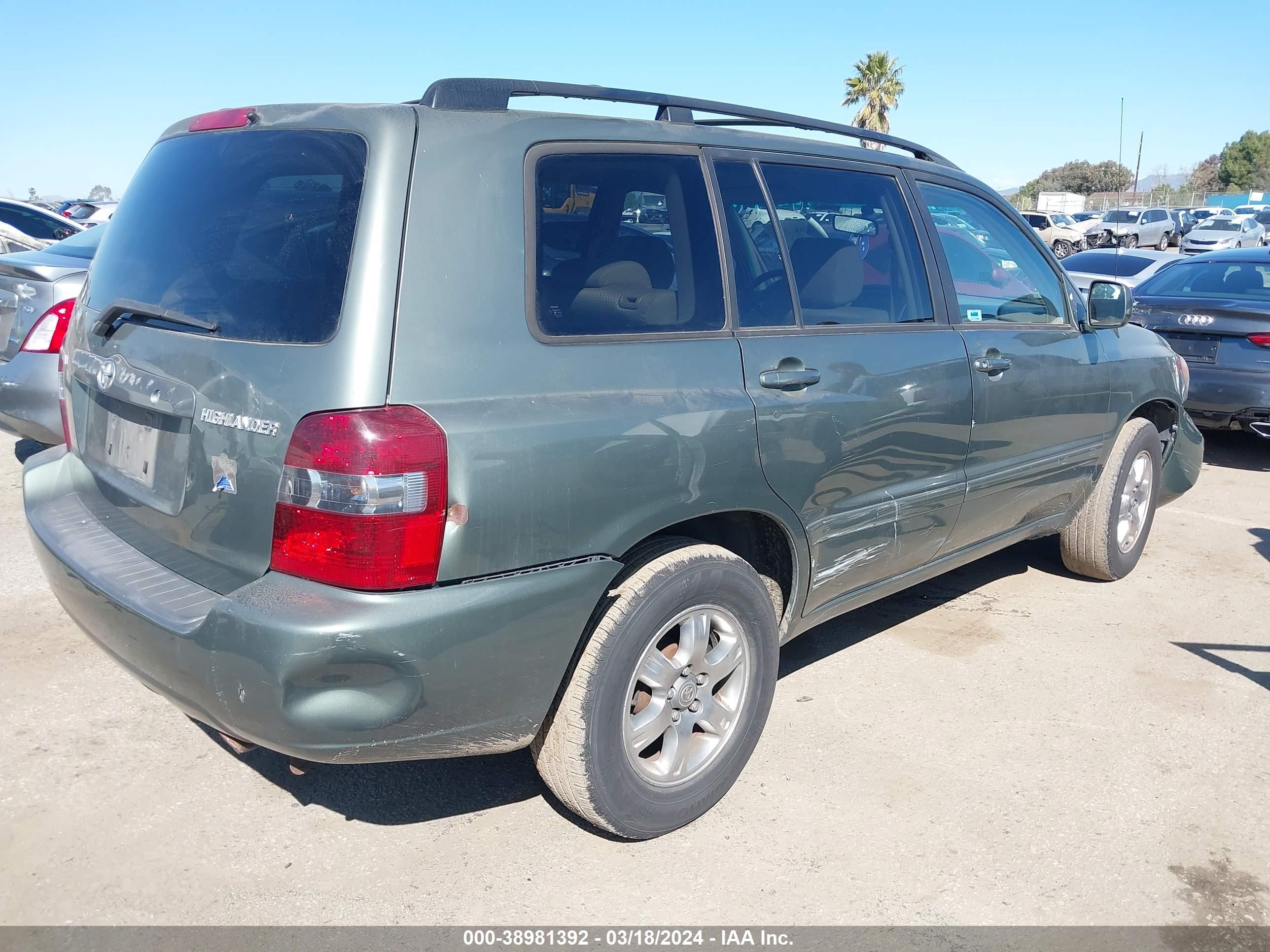 Photo 3 VIN: JTEGD21A450125396 - TOYOTA HIGHLANDER 