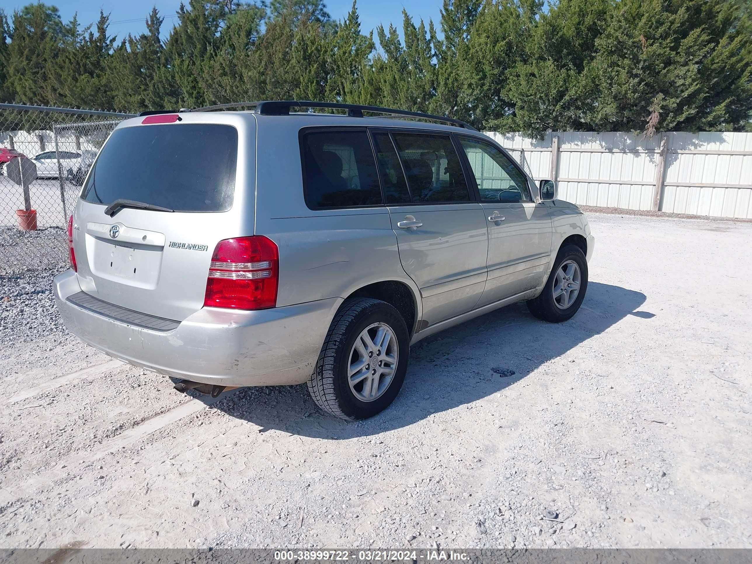 Photo 3 VIN: JTEGD21A830072151 - TOYOTA HIGHLANDER 