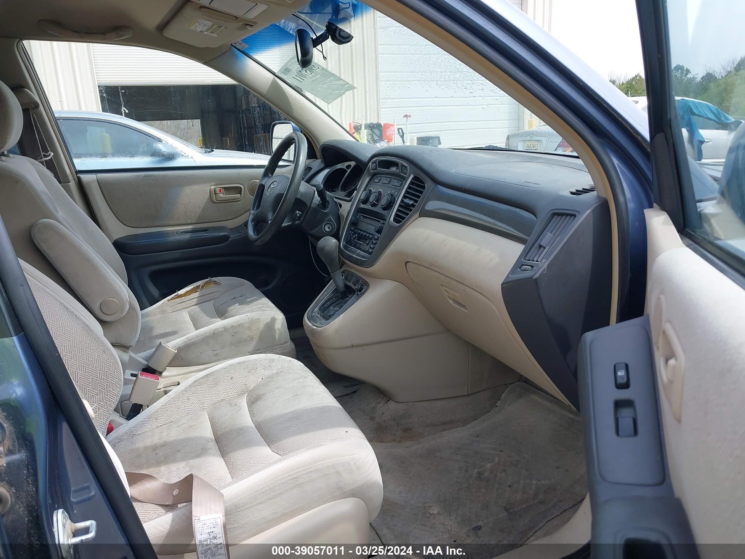 Photo 4 VIN: JTEGF21A010025901 - TOYOTA HIGHLANDER 