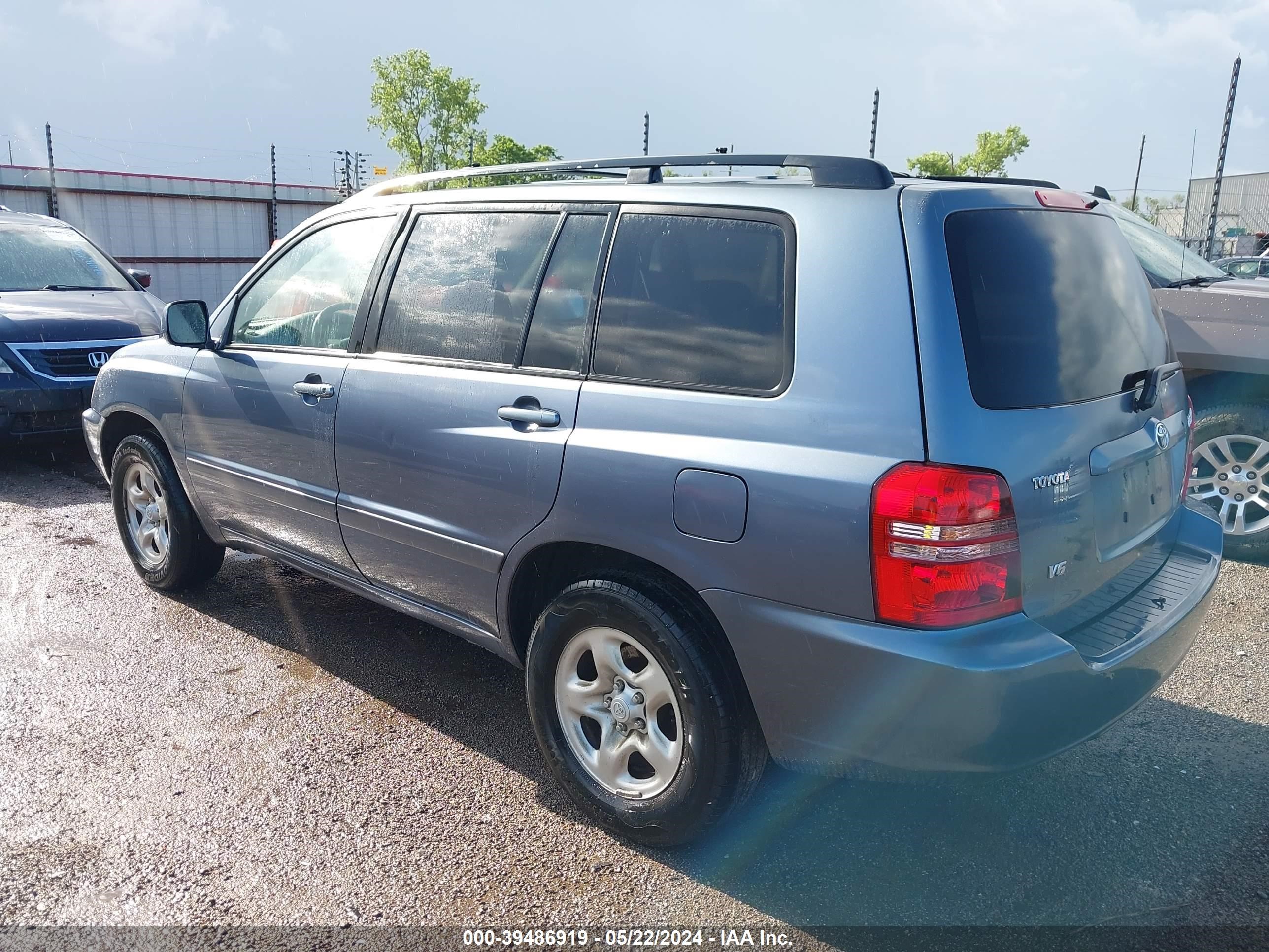 Photo 2 VIN: JTEGF21A420067053 - TOYOTA HIGHLANDER 