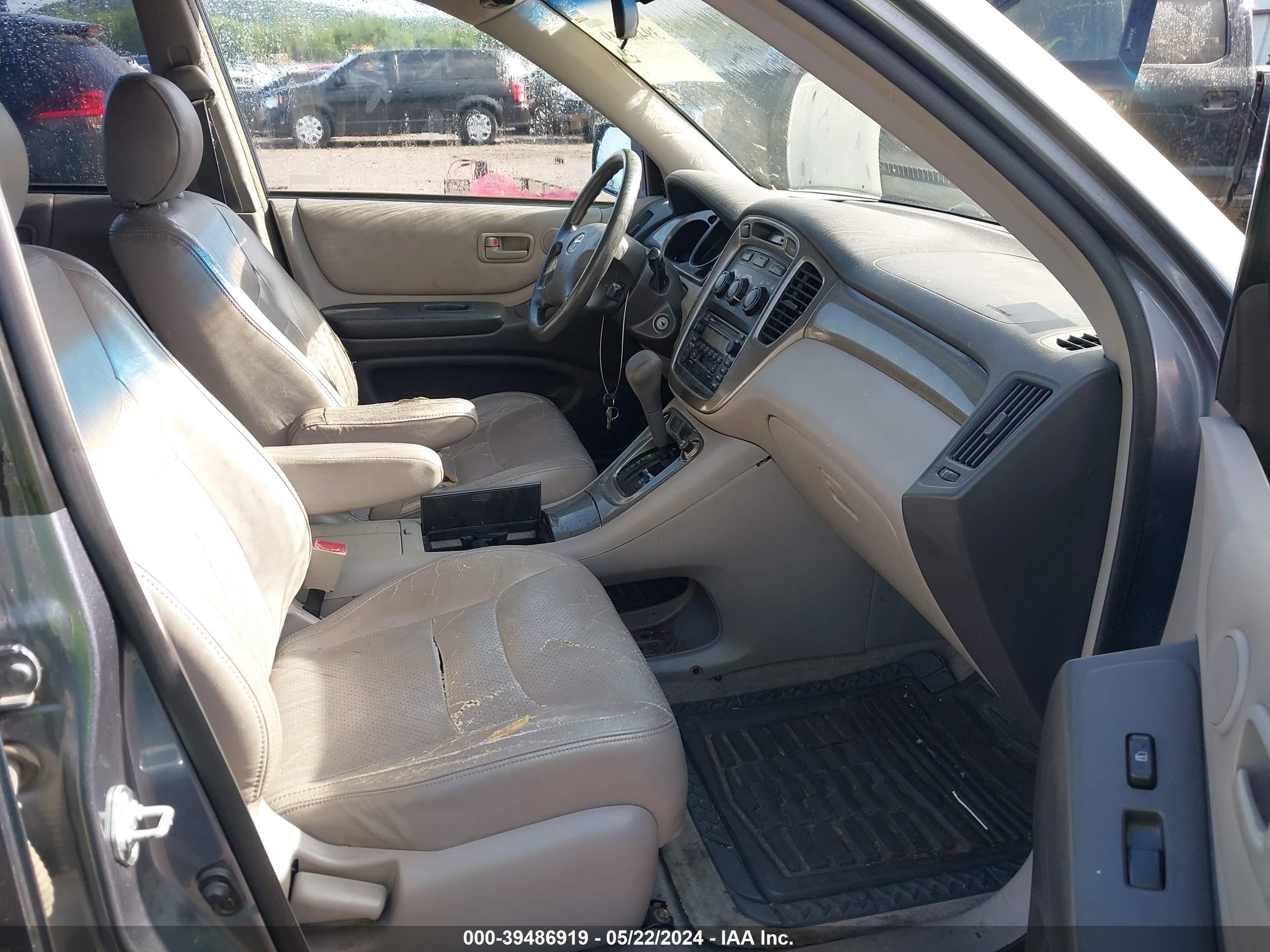 Photo 4 VIN: JTEGF21A420067053 - TOYOTA HIGHLANDER 