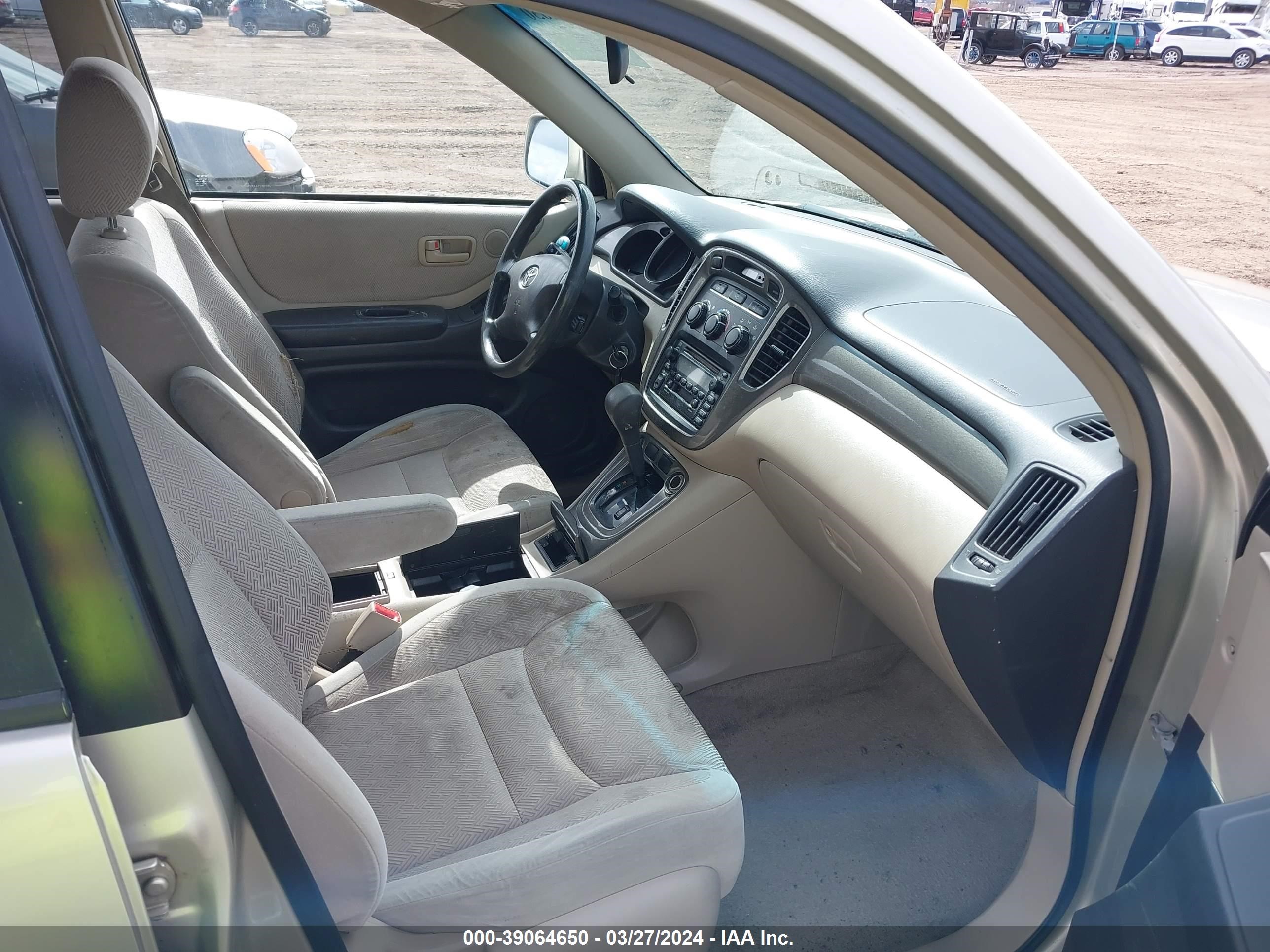 Photo 4 VIN: JTEGF21A430099597 - TOYOTA HIGHLANDER 