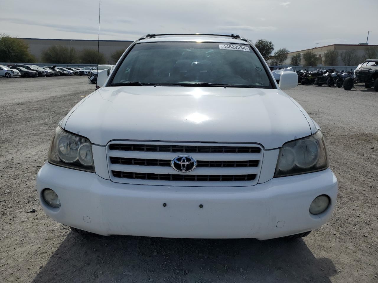 Photo 4 VIN: JTEGF21A520051332 - TOYOTA HIGHLANDER 