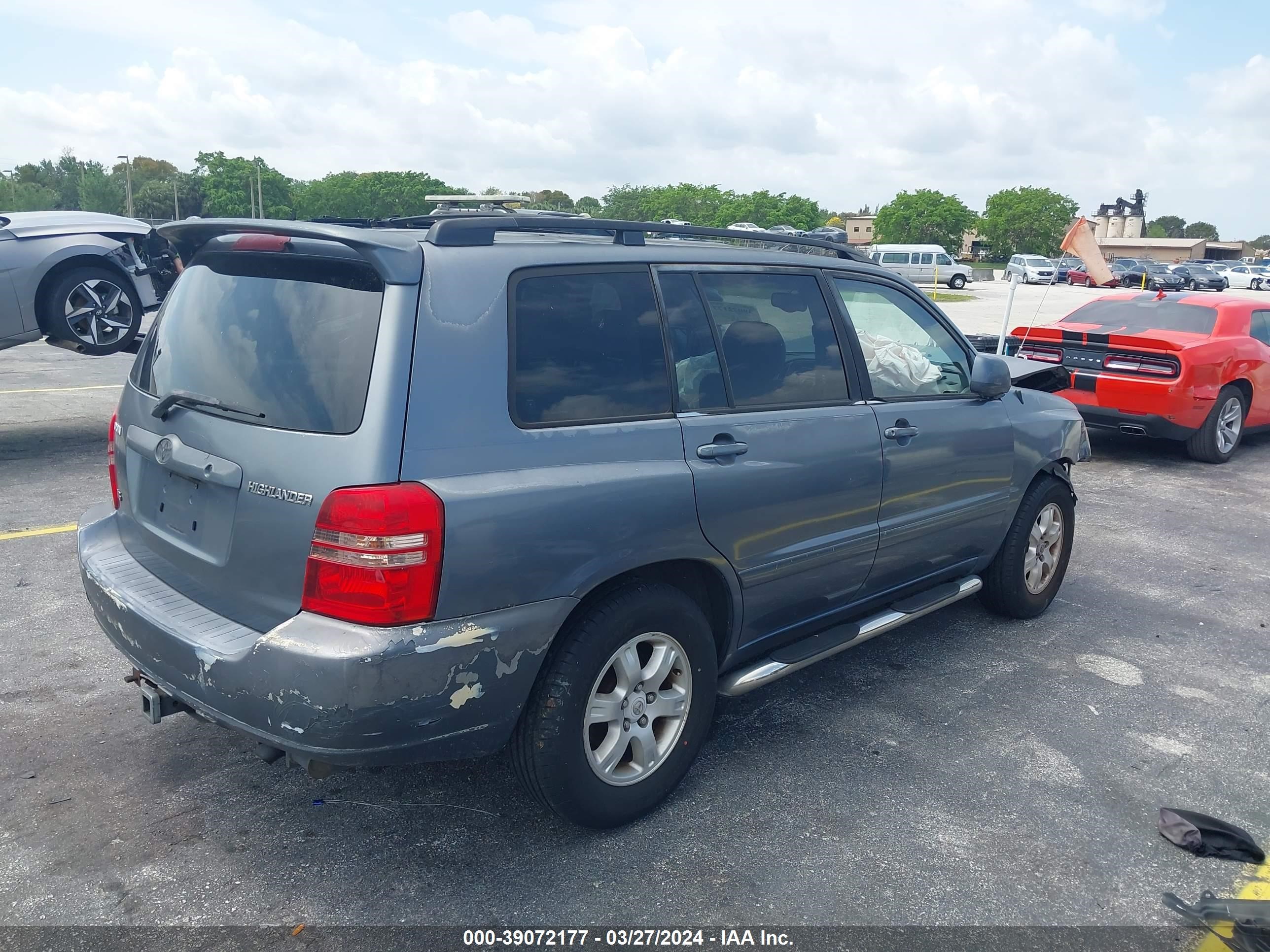 Photo 3 VIN: JTEGF21AX10001492 - TOYOTA HIGHLANDER 