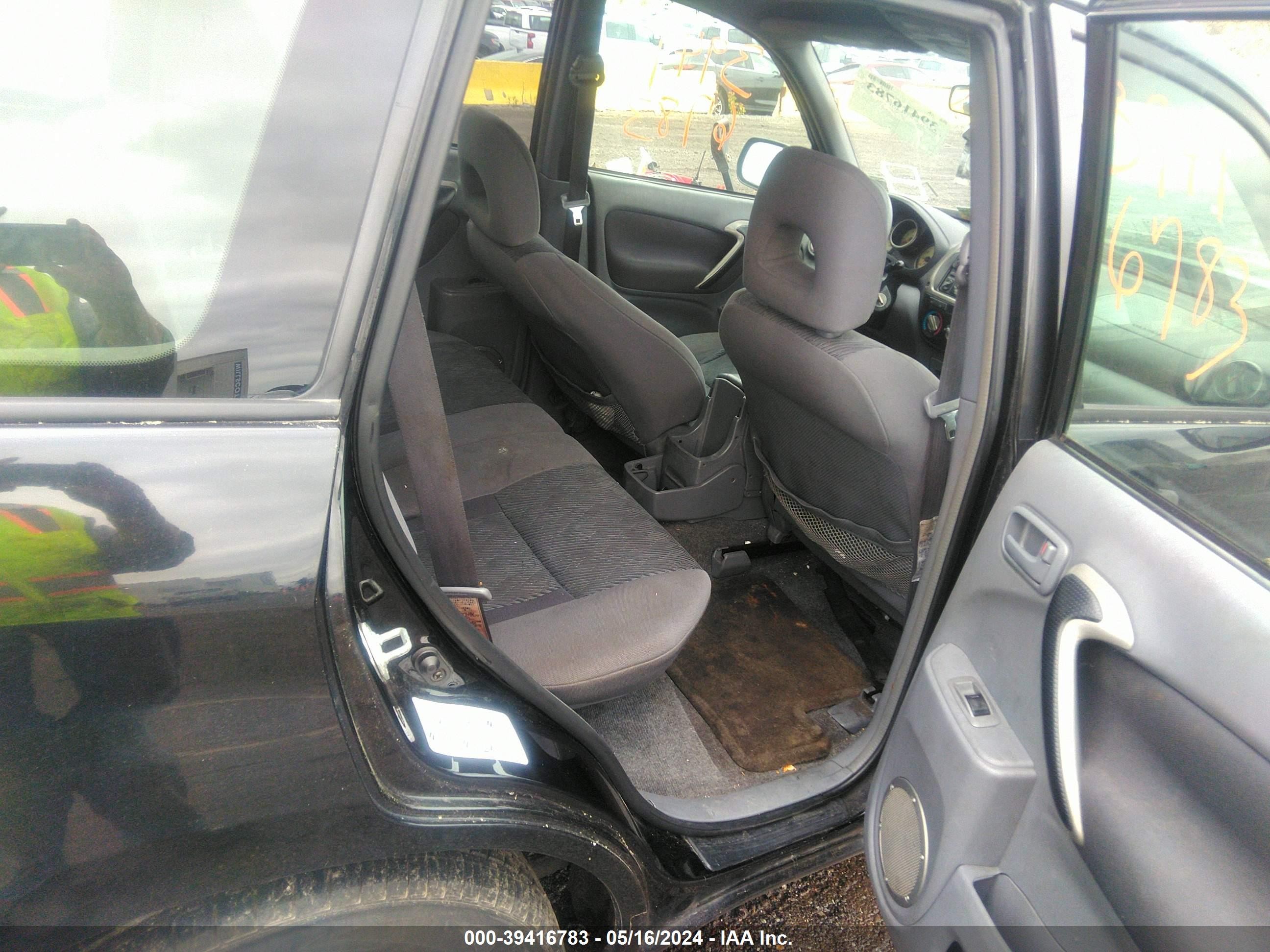 Photo 7 VIN: JTEGH20V026000171 - TOYOTA RAV 4 