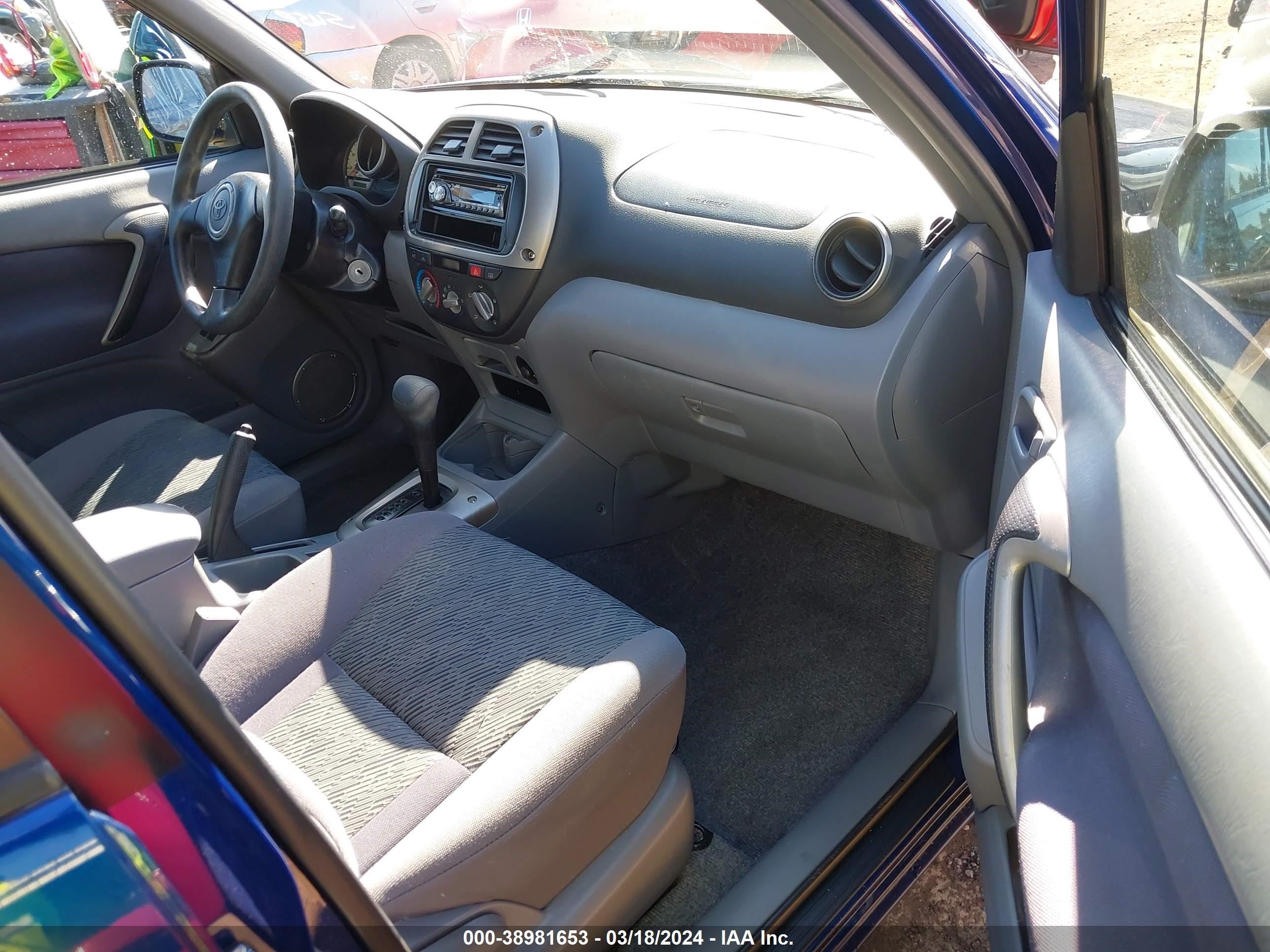 Photo 4 VIN: JTEGH20V126009980 - TOYOTA RAV 4 