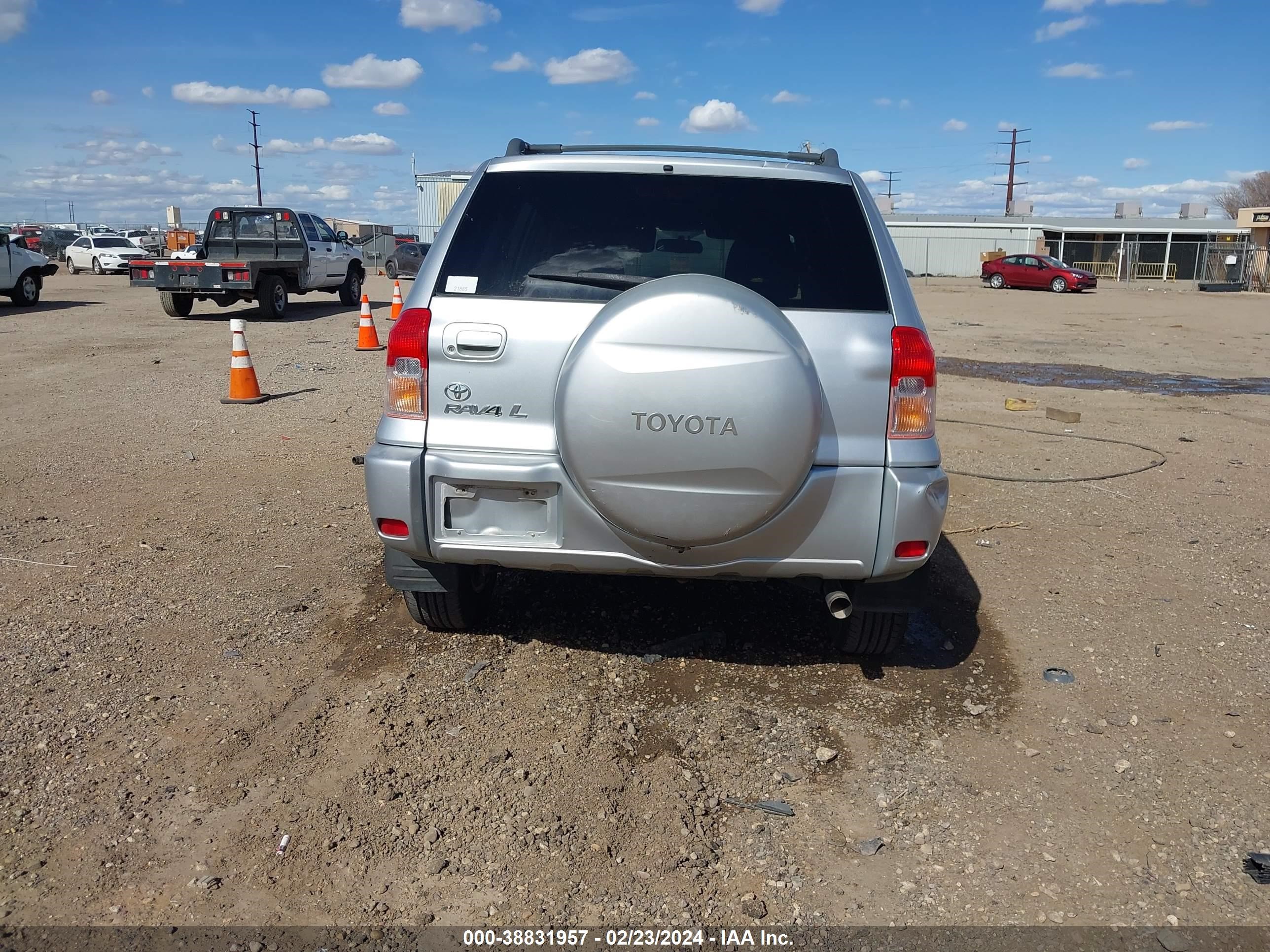 Photo 15 VIN: JTEGH20V130115849 - TOYOTA RAV 4 