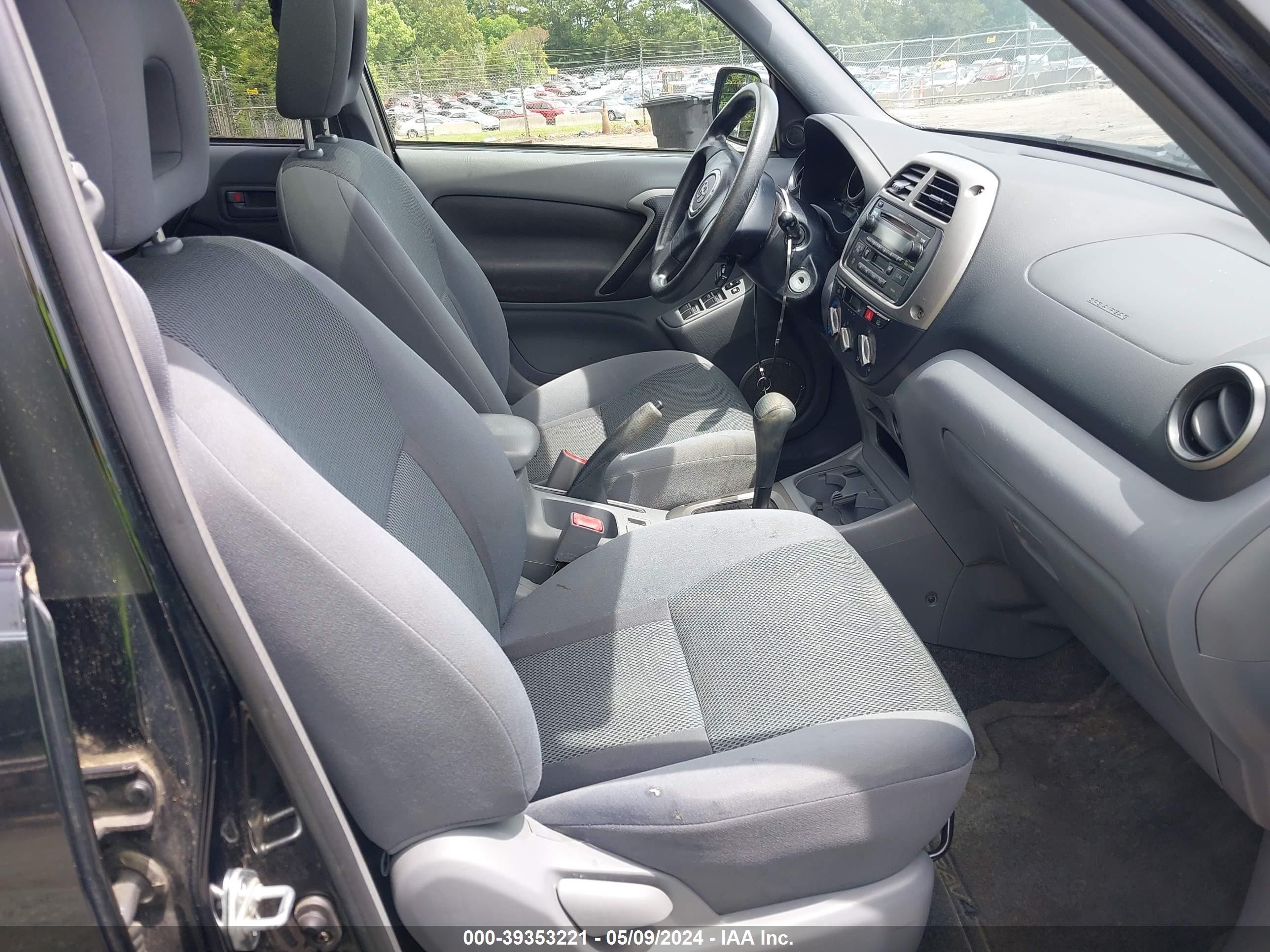 Photo 4 VIN: JTEGH20V330106568 - TOYOTA RAV 4 