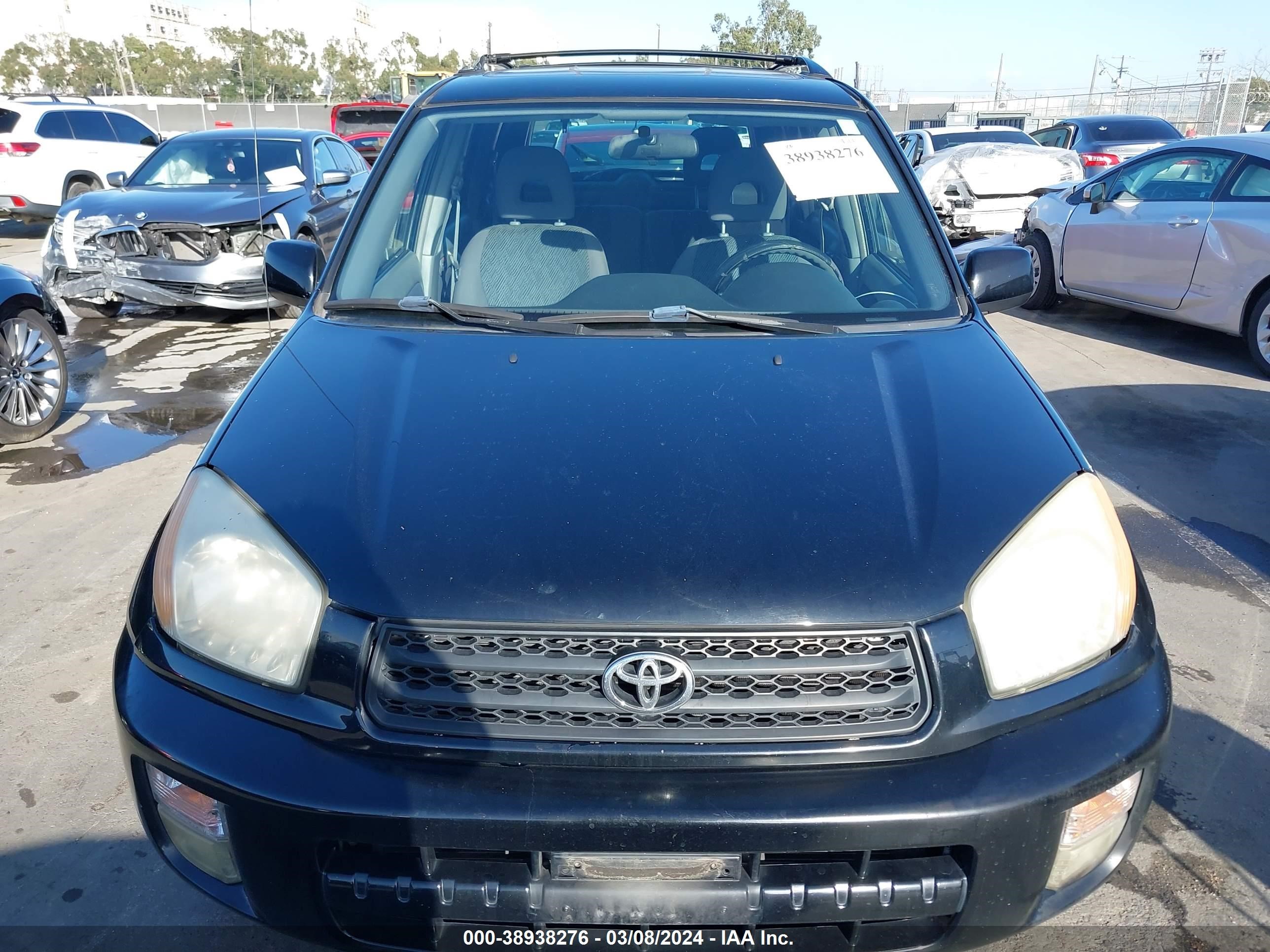 Photo 11 VIN: JTEGH20V520067660 - TOYOTA RAV 4 