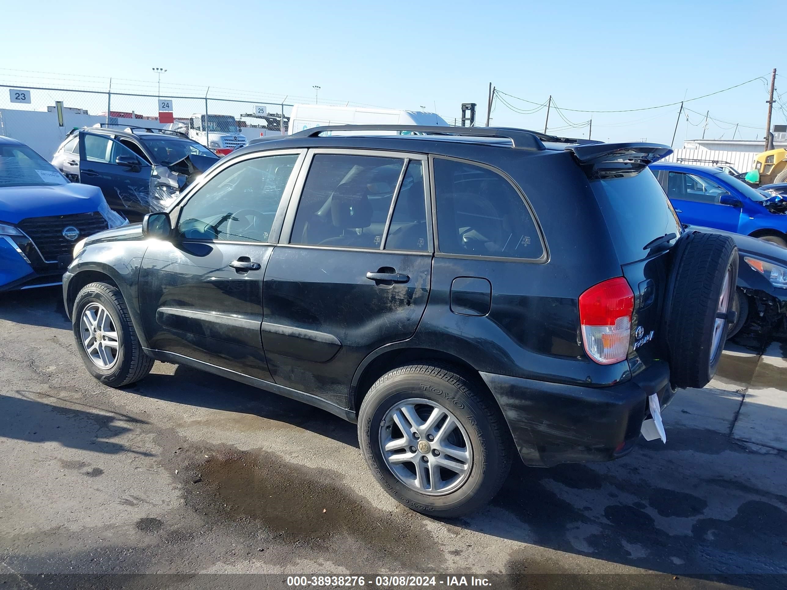 Photo 2 VIN: JTEGH20V520067660 - TOYOTA RAV 4 