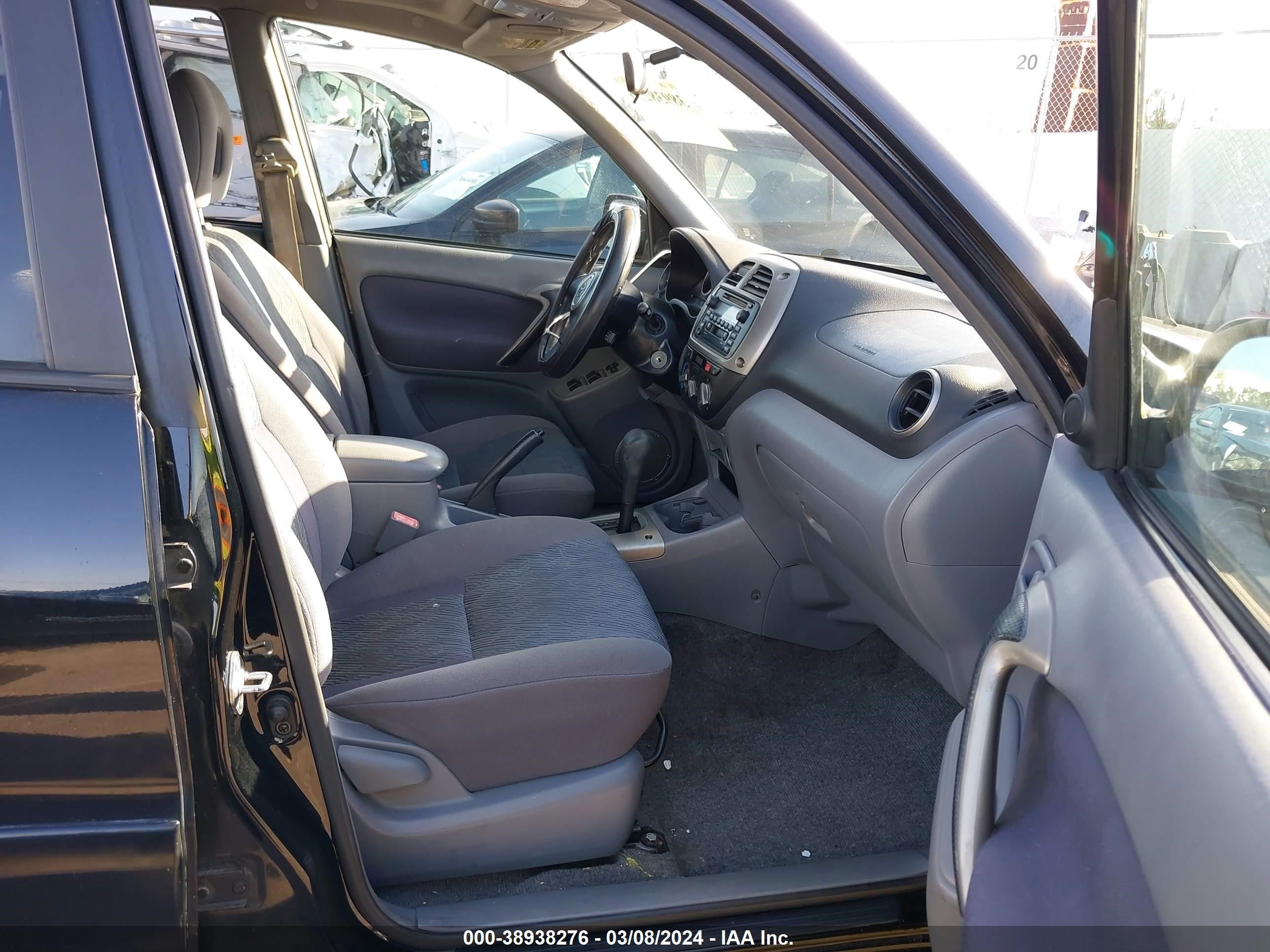 Photo 4 VIN: JTEGH20V520067660 - TOYOTA RAV 4 