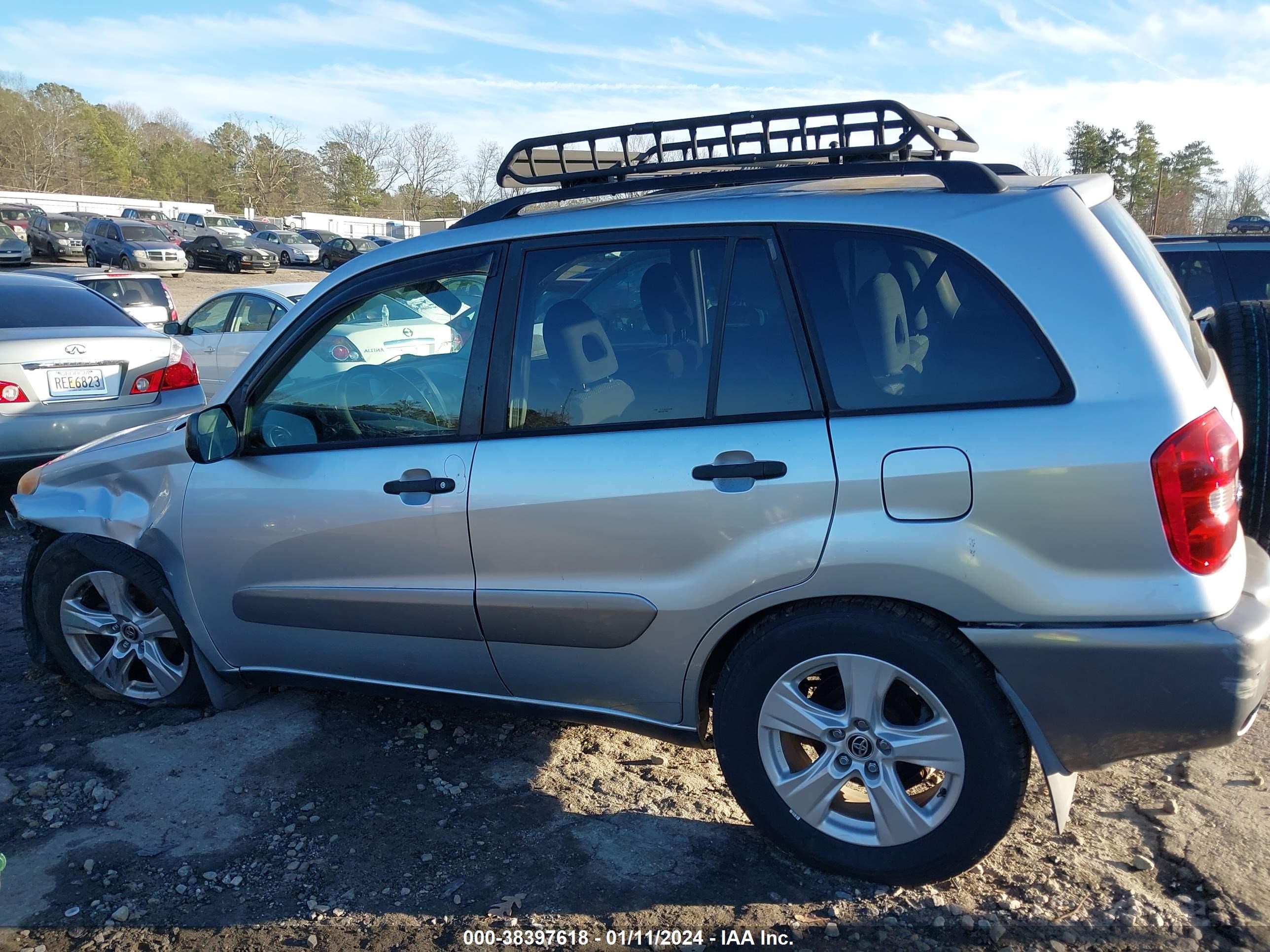 Photo 13 VIN: JTEGH20V530102022 - TOYOTA RAV 4 