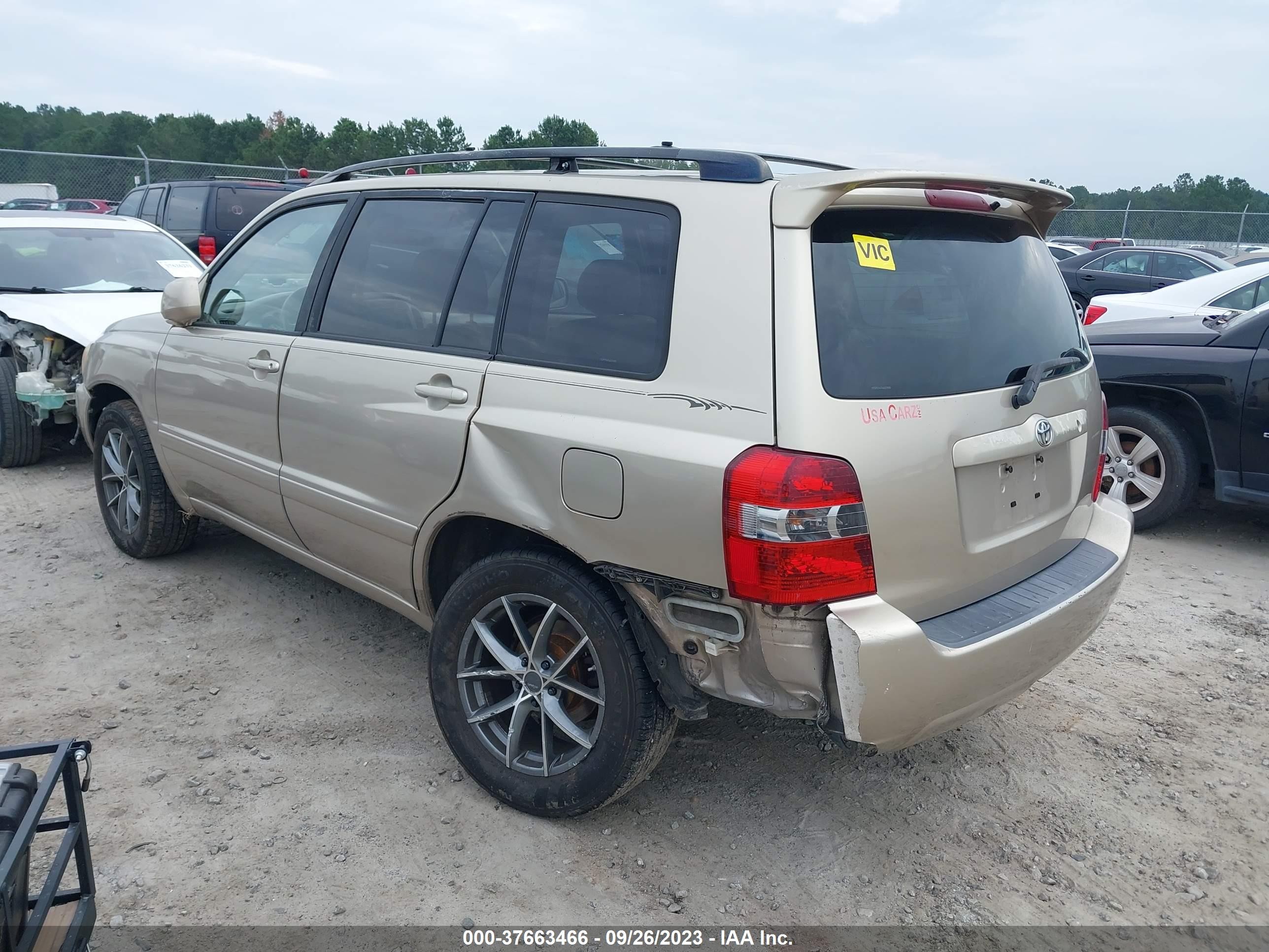 Photo 2 VIN: JTEGP21A740021880 - TOYOTA HIGHLANDER 