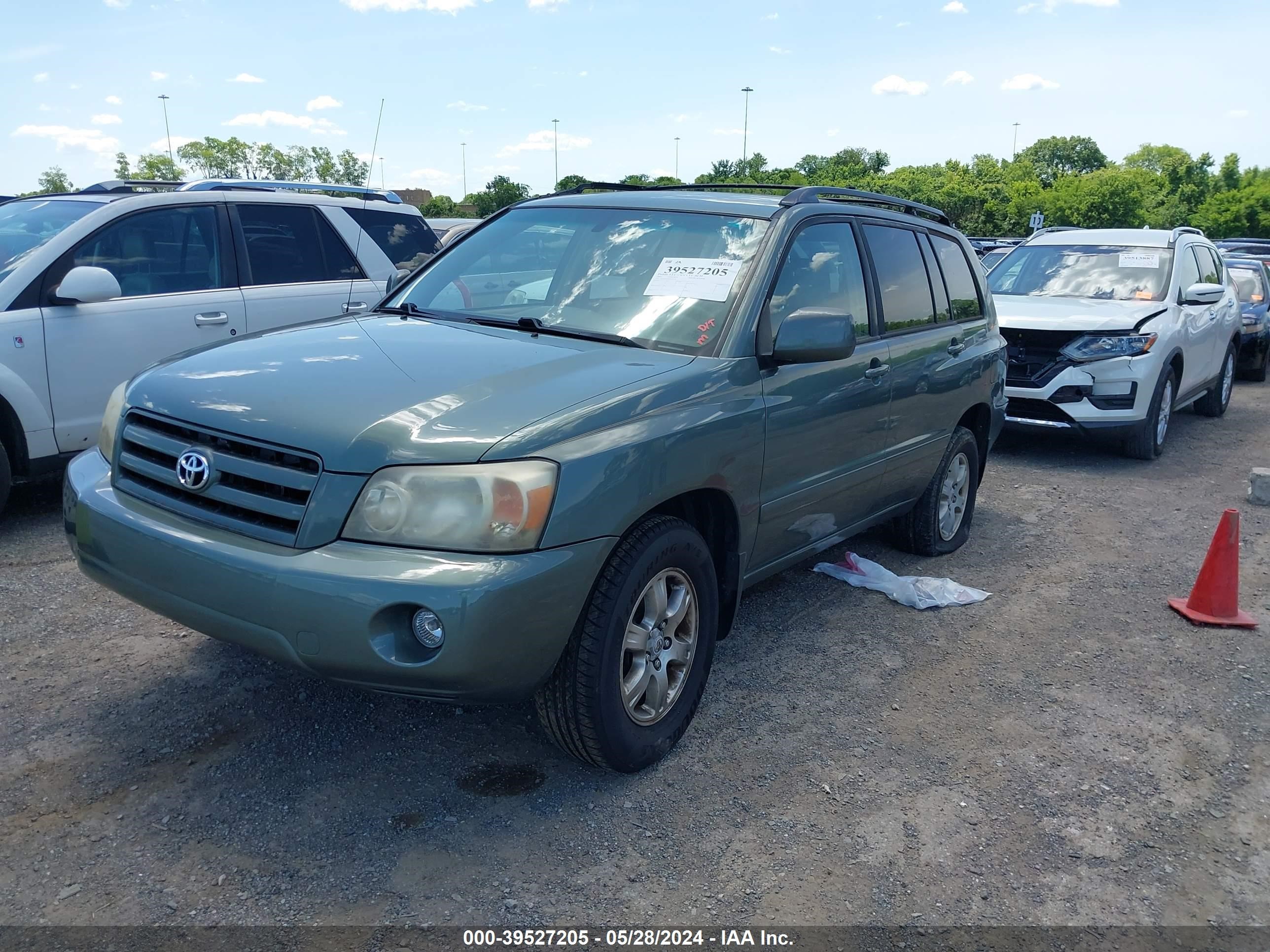 Photo 1 VIN: JTEGP21A850070250 - TOYOTA HIGHLANDER 