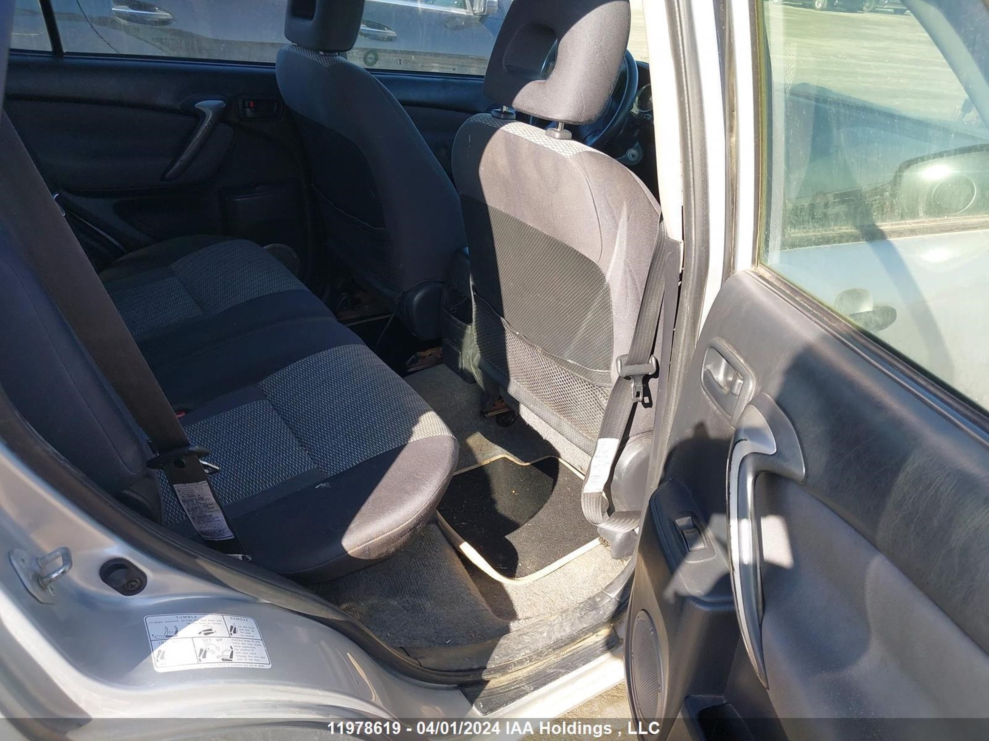 Photo 7 VIN: JTEHD20V040030244 - TOYOTA RAV 4 