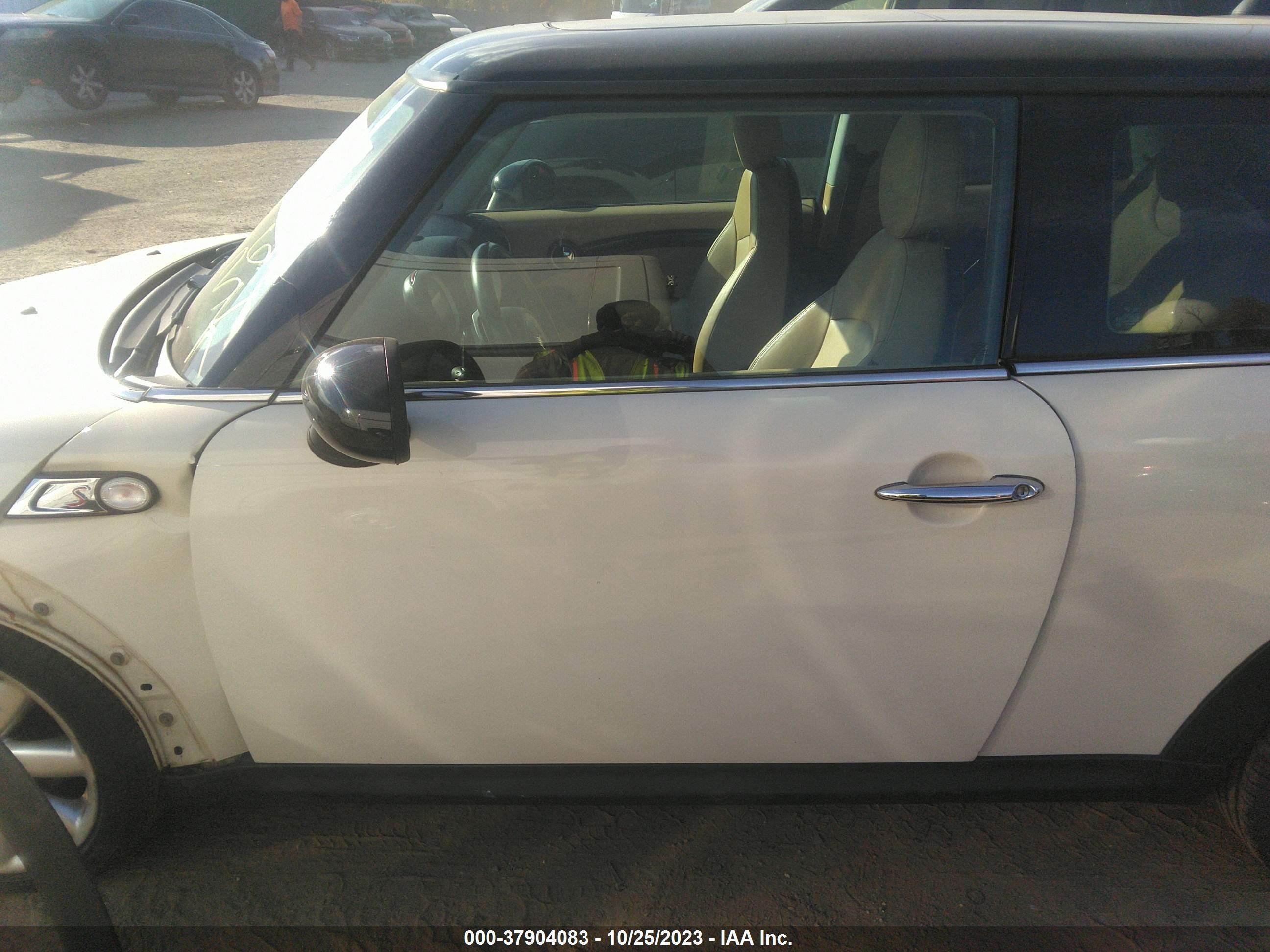 Photo 13 VIN: JTEHD20V046019032 - MINI HARD TOP 