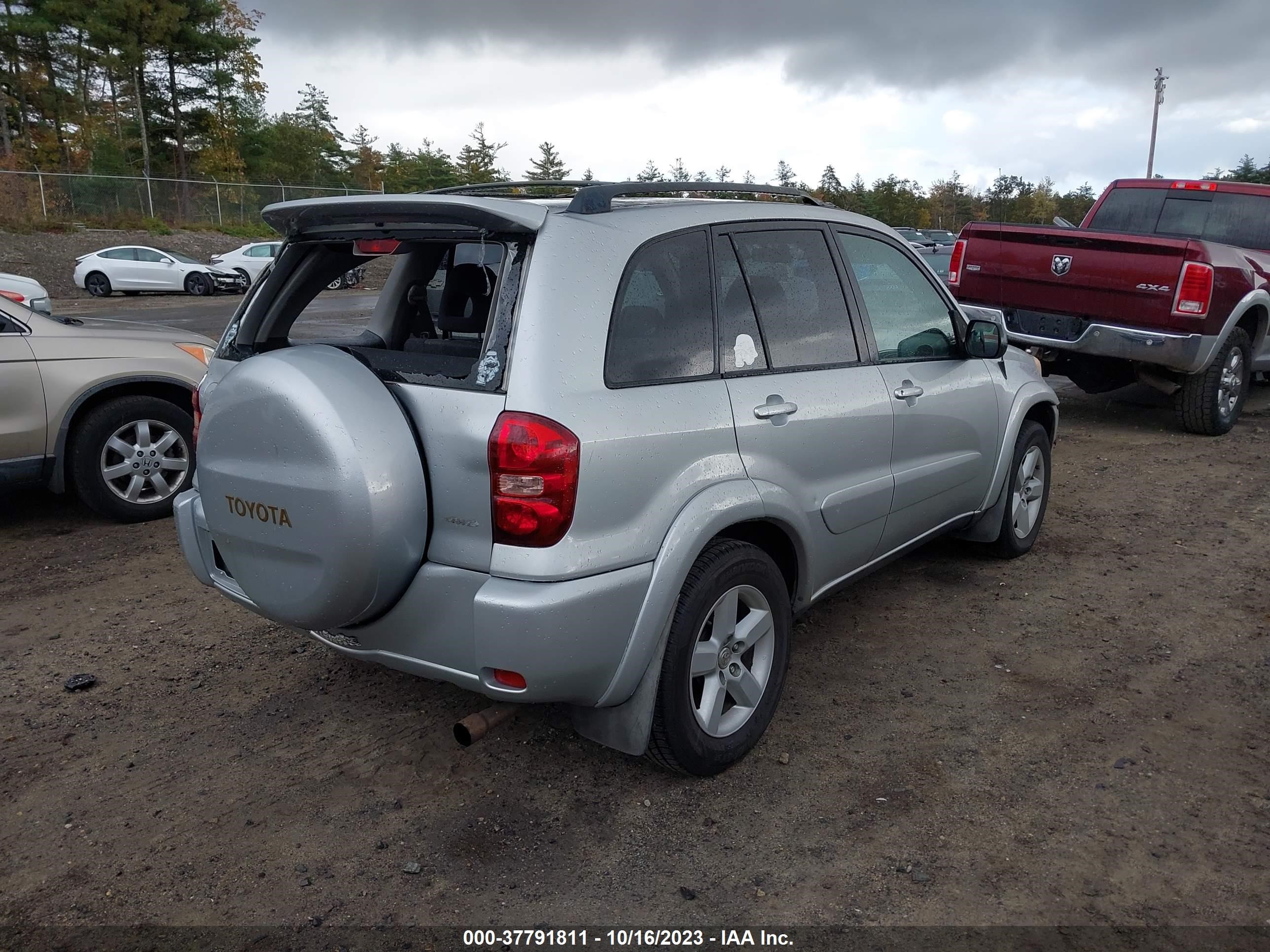 Photo 3 VIN: JTEHD20V050052956 - TOYOTA RAV 4 